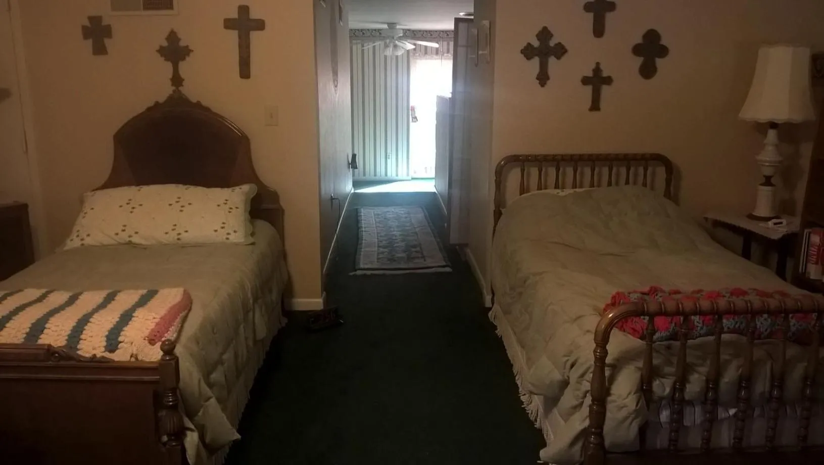 Bed in Innisfree Bed & Breakfast