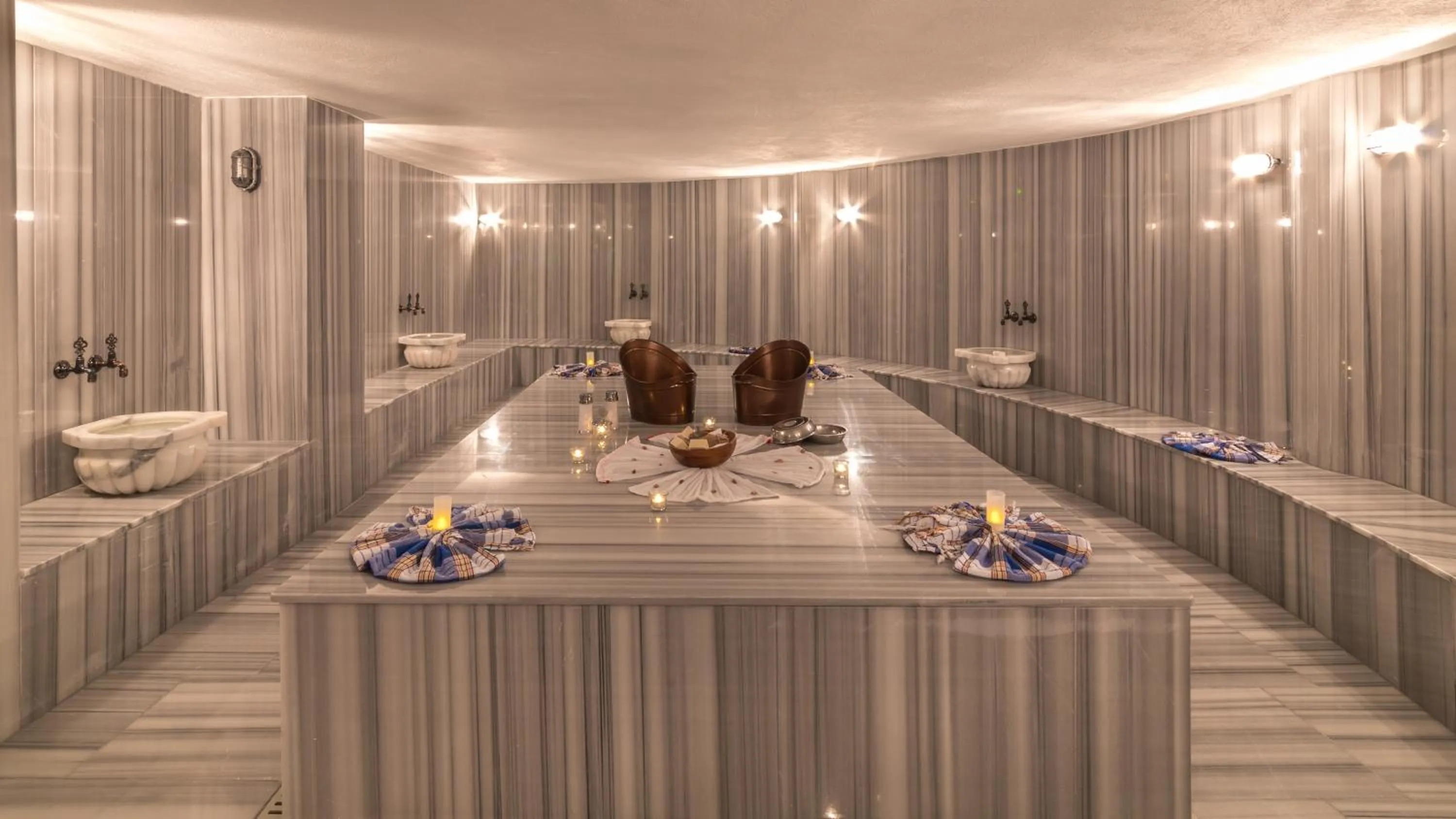 Steam room in Motto Premium Hotel&Spa