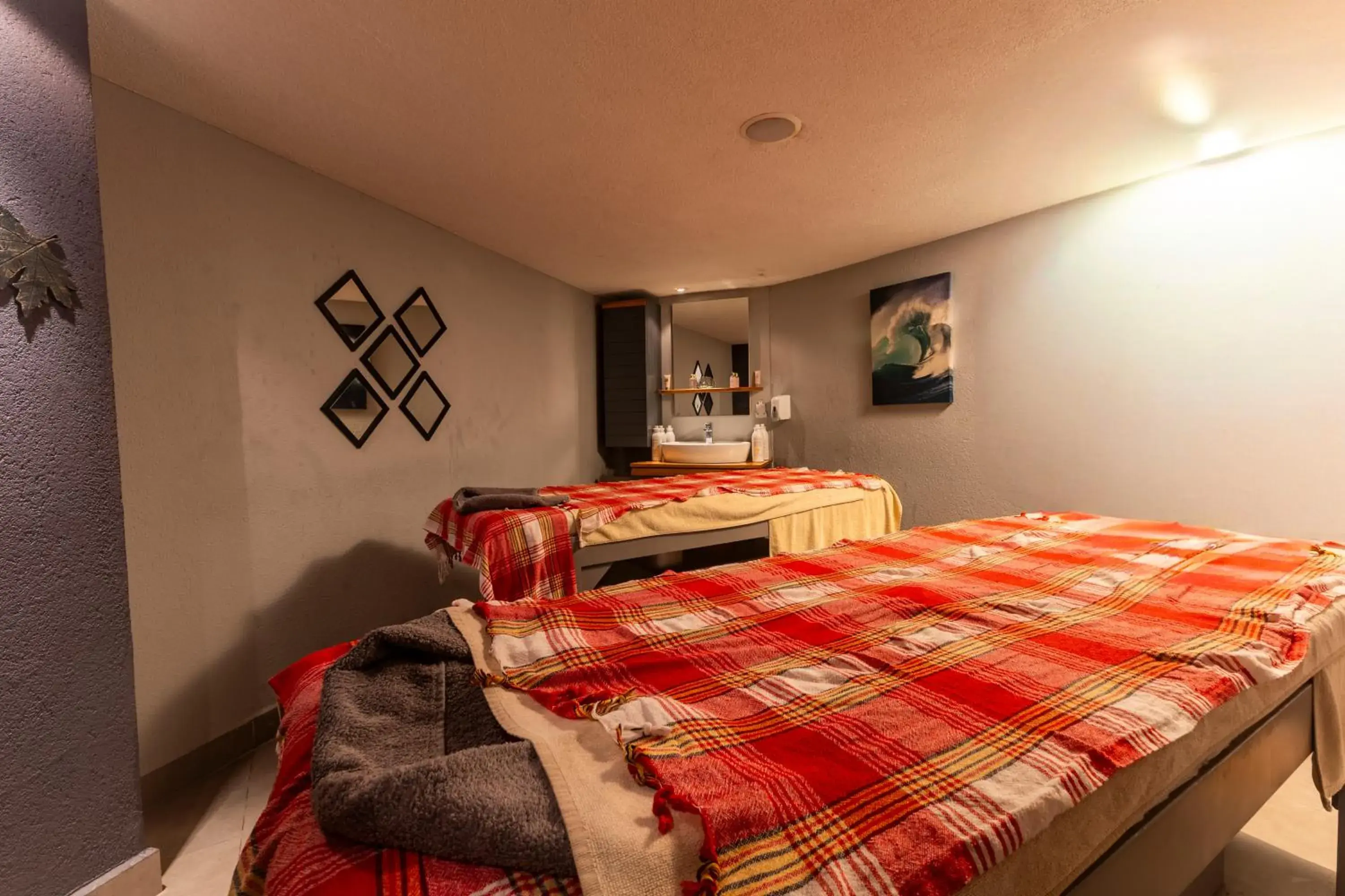 Massage, Bed in Motto Premium Hotel&Spa Massage, Bed in Motto Premium Hotel&Spa