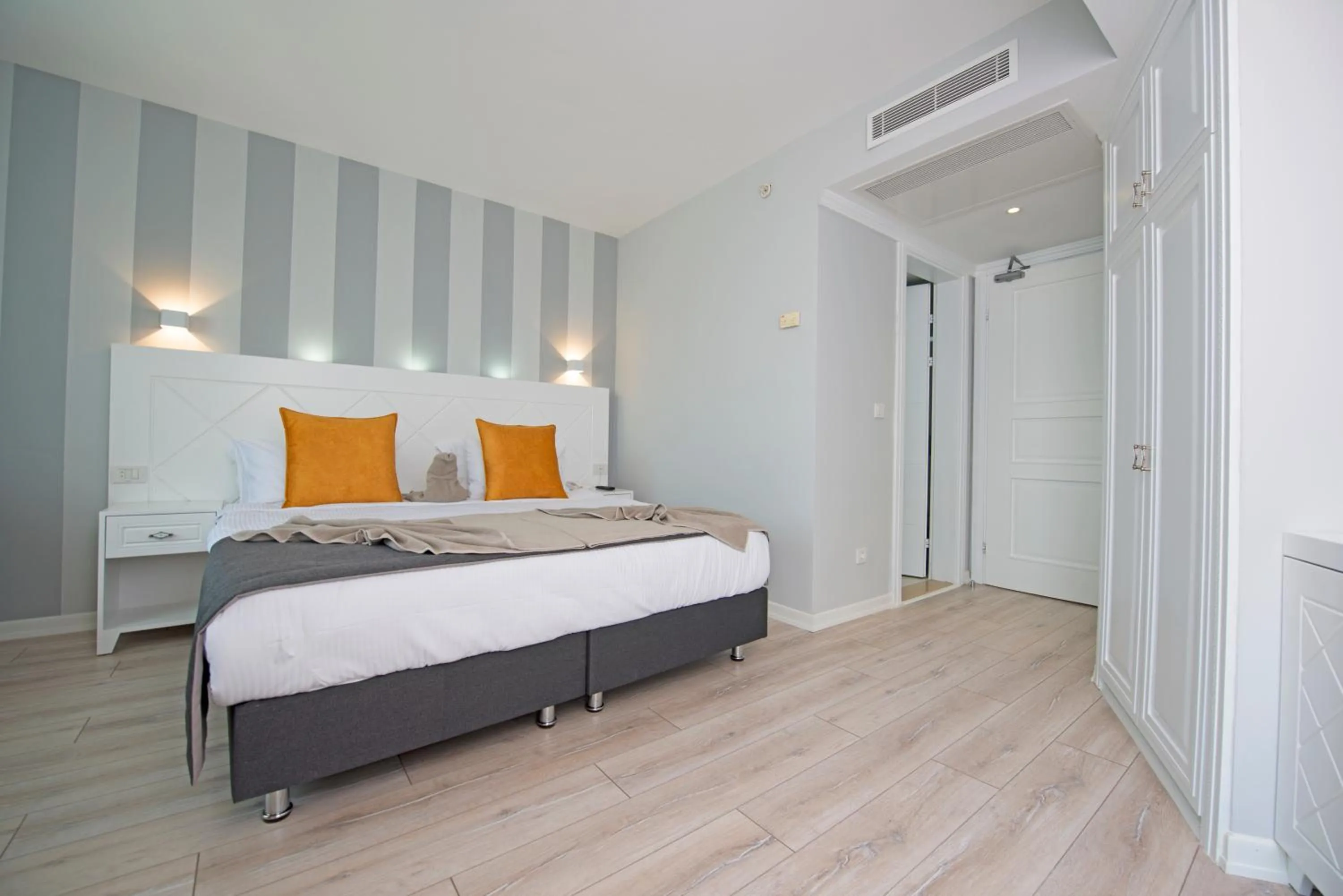 City view, Bed in Motto Premium Hotel&Spa