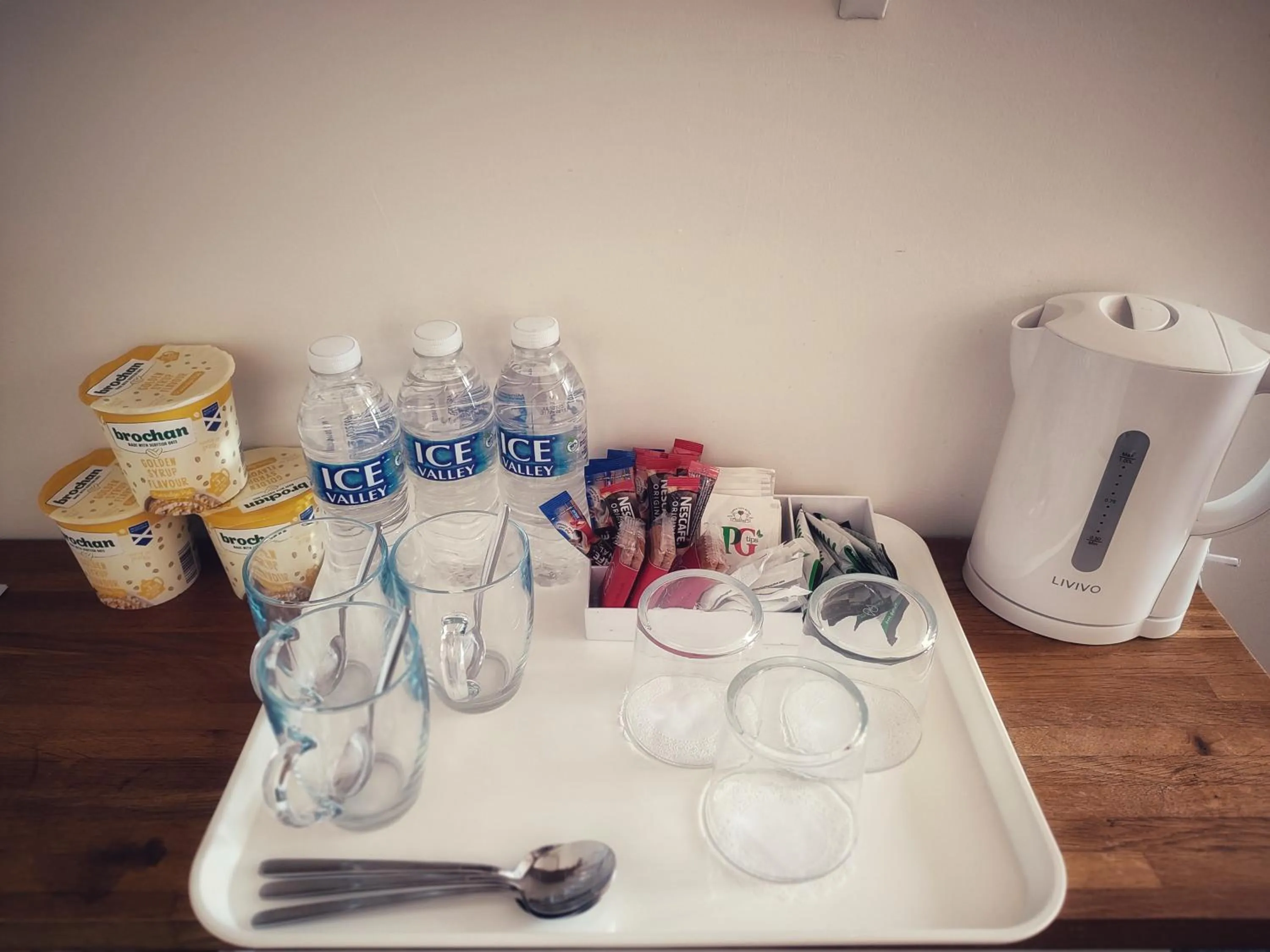 Coffee/tea facilities in Dunallan Guest House