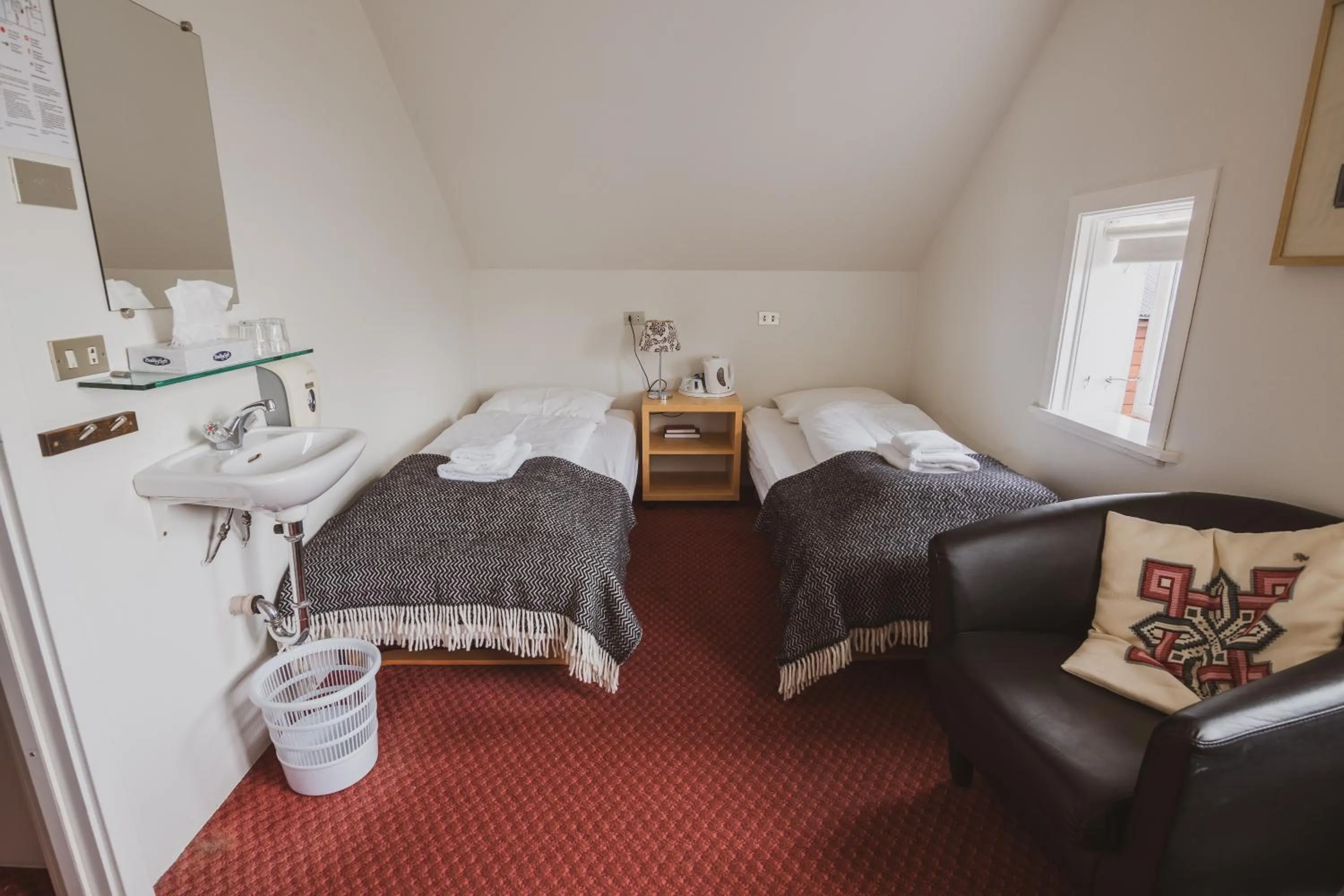 Photo of the whole room, Bed in Hotel Framtid