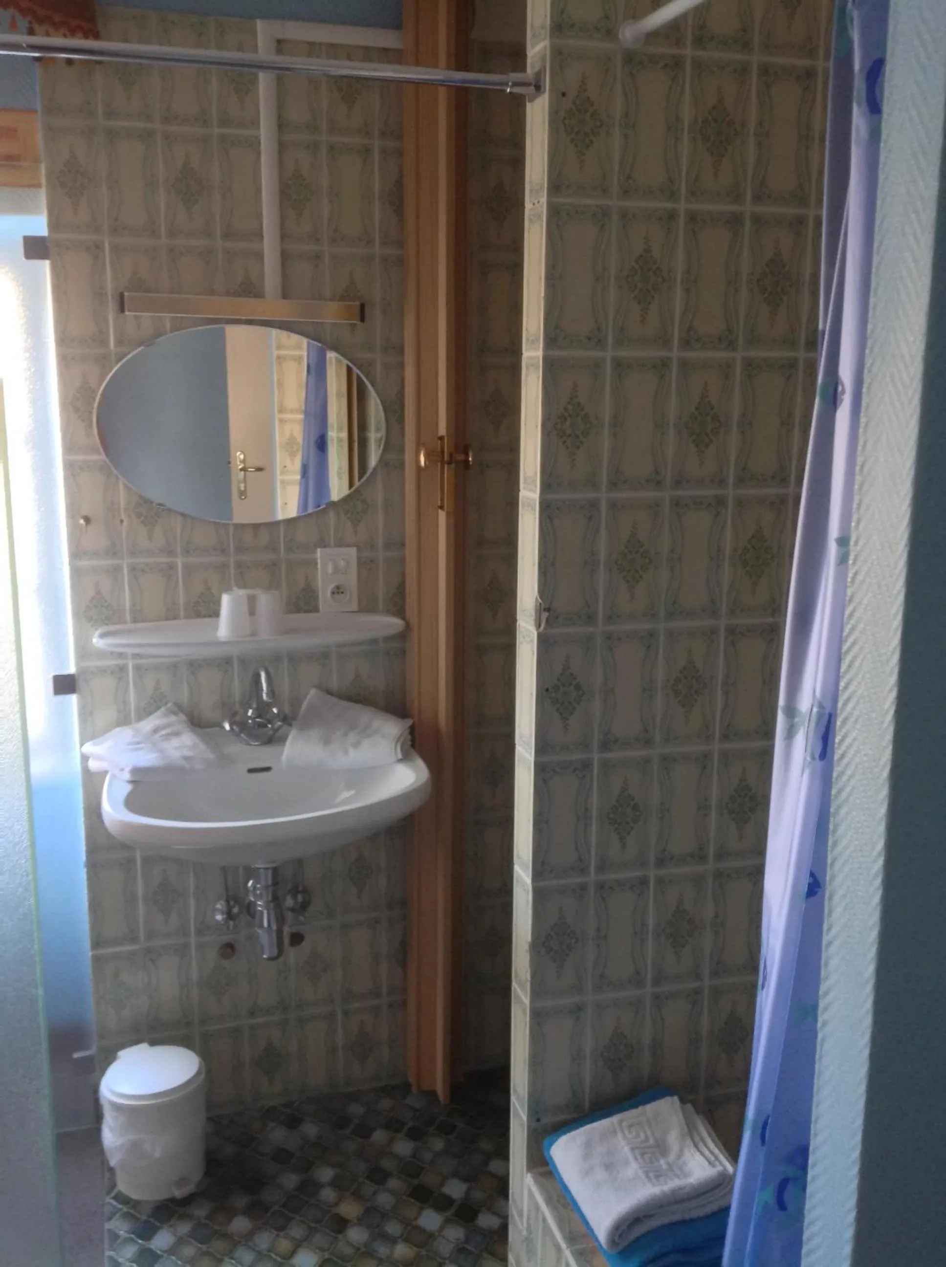 Bathroom in Hôtel Restaurant Zum Schnogaloch