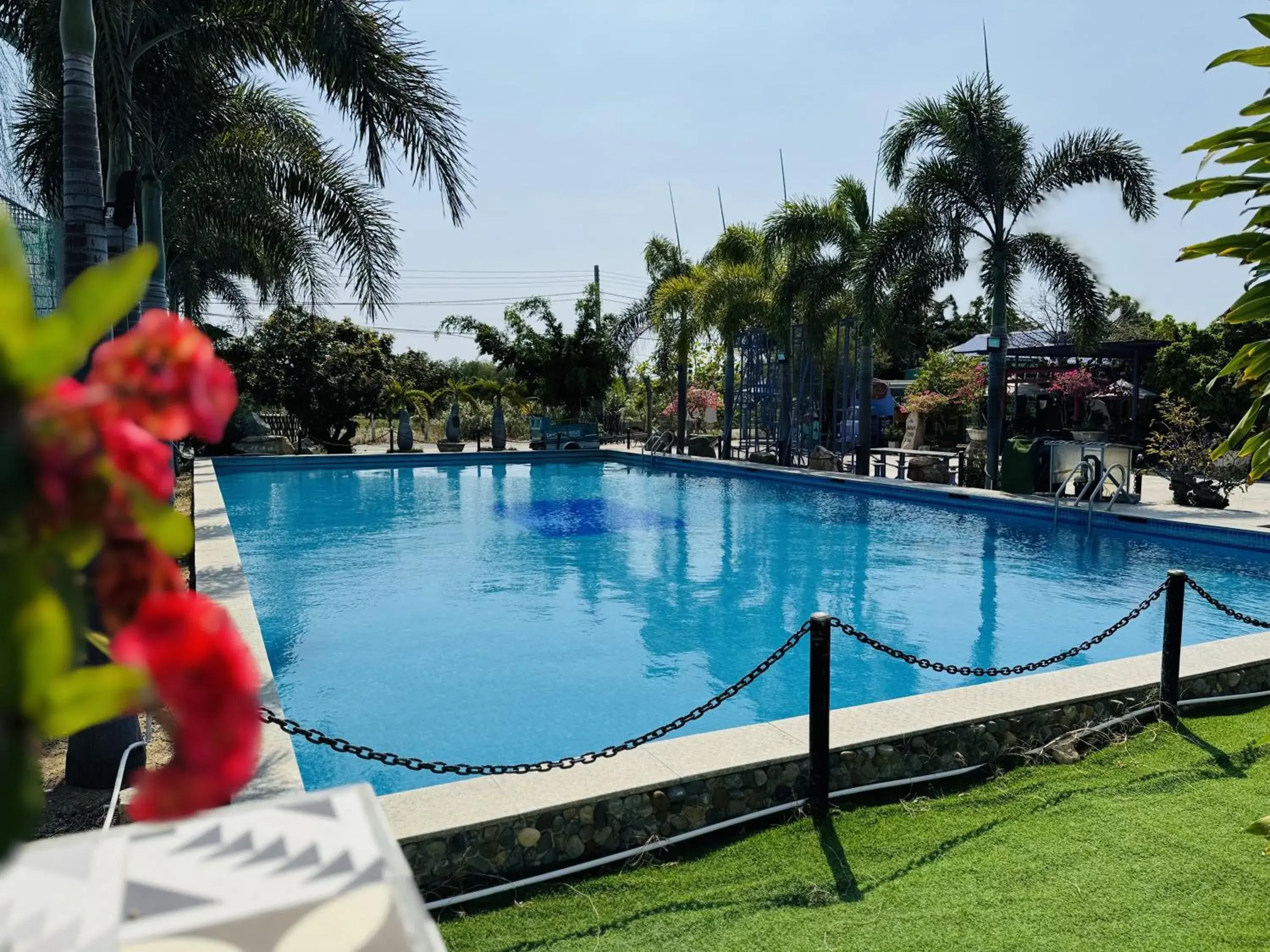 Swimming pool in Ninh Chu 2 Hotel Swimming pool in Ninh Chu 2 Hotel