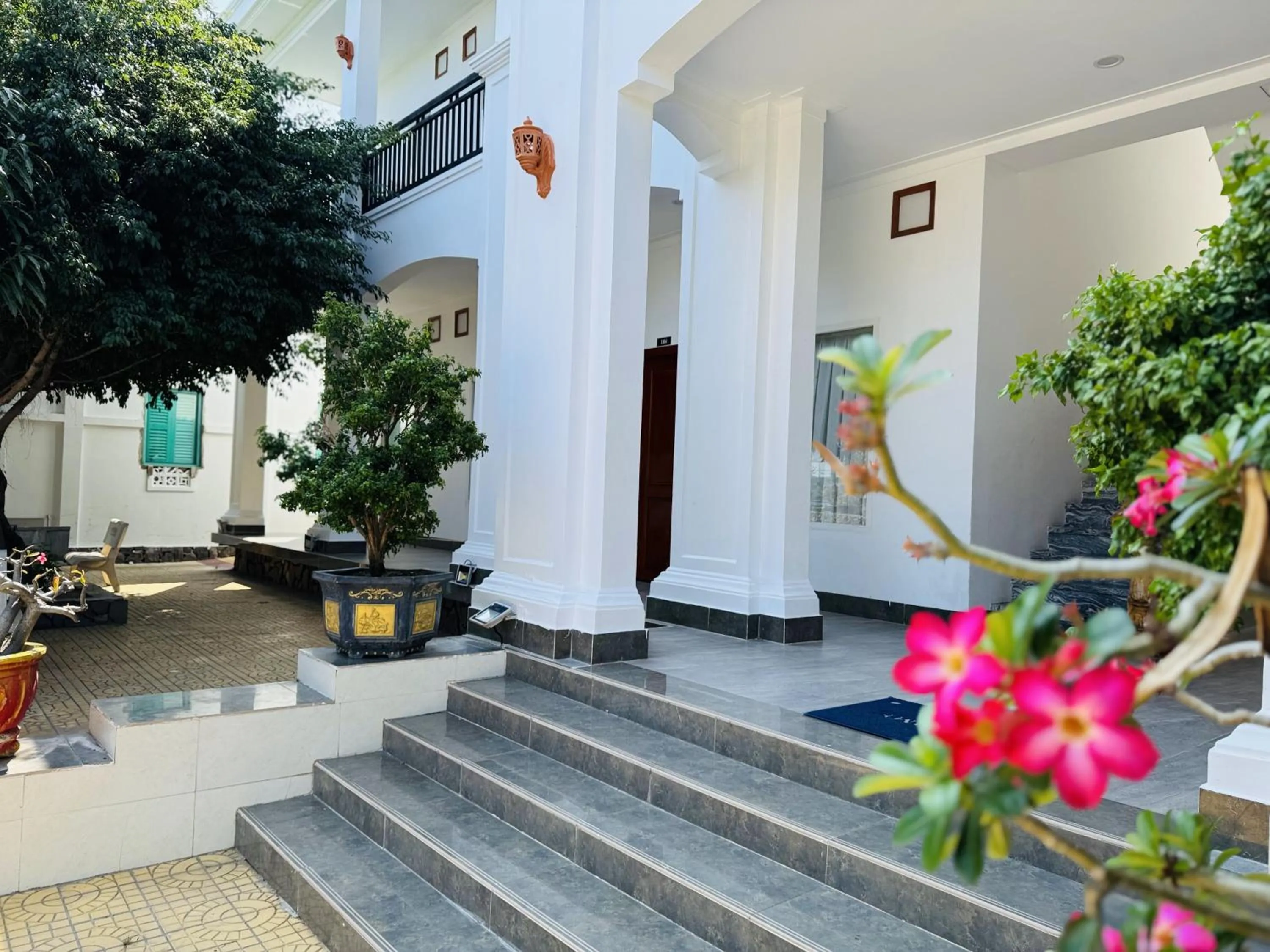 Patio in Ninh Chu 2 Hotel