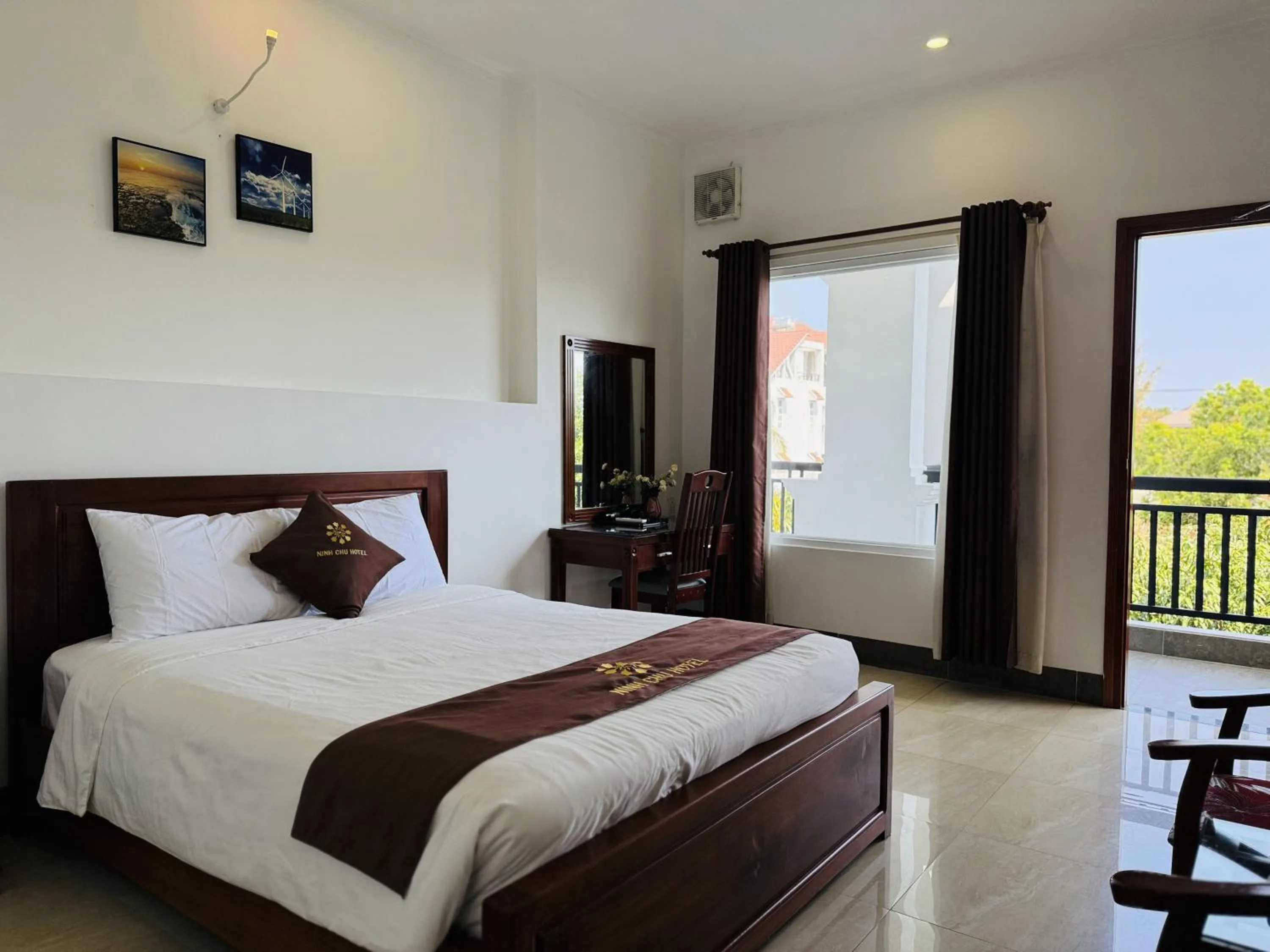 Bedroom, Bed in Ninh Chu 2 Hotel