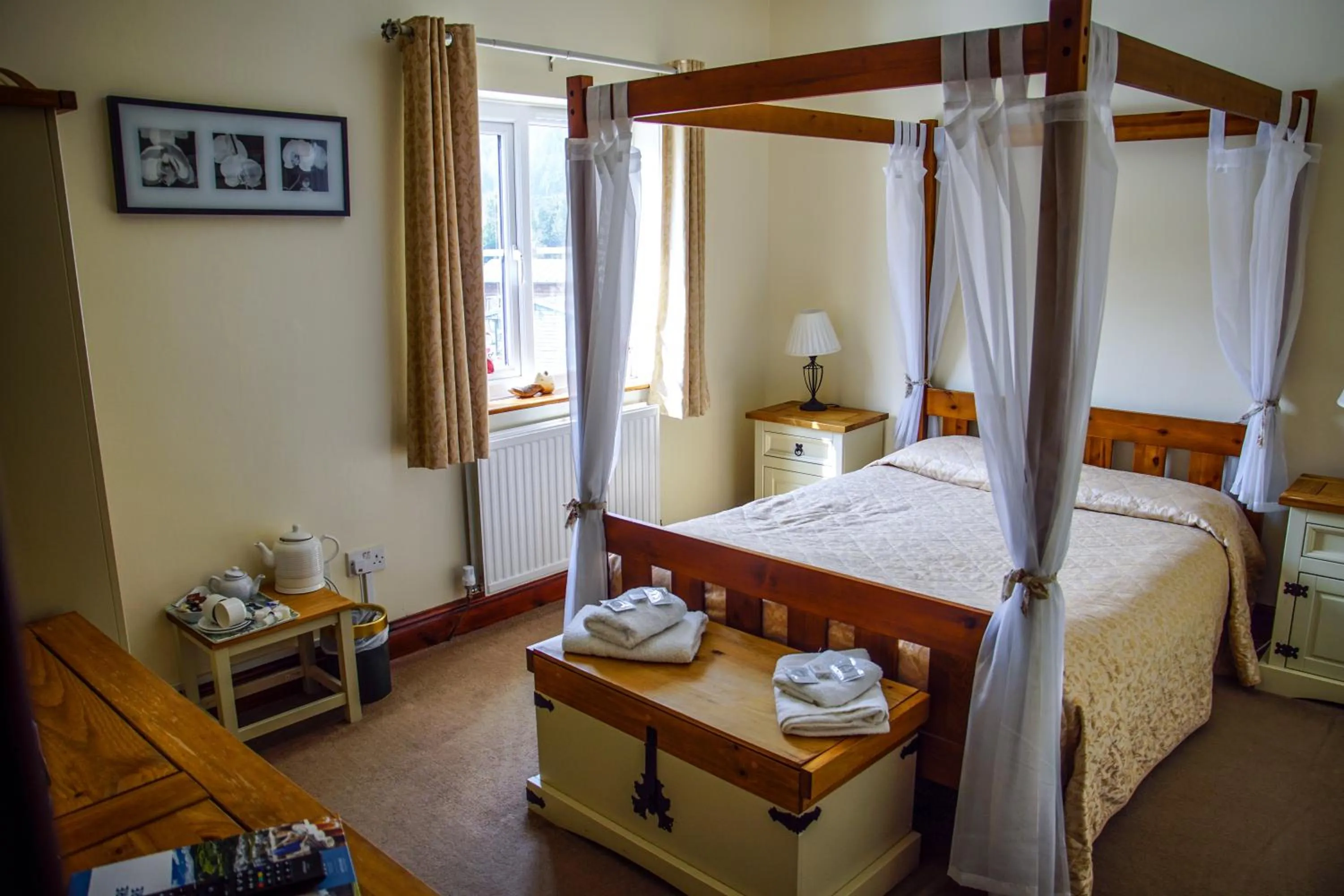 Bed in Abbey Grange Hotel