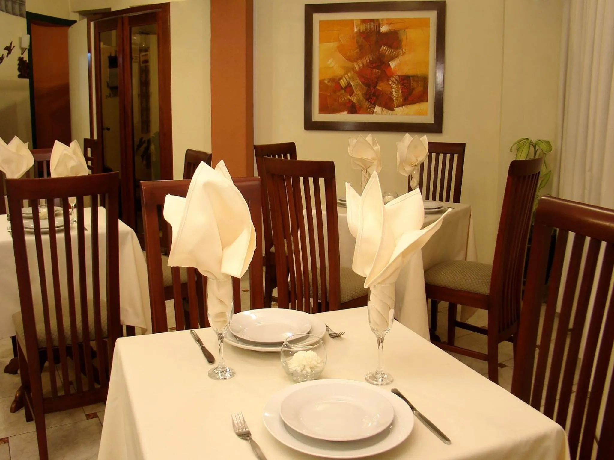 Restaurant/places to eat in Hotel Torre Norte