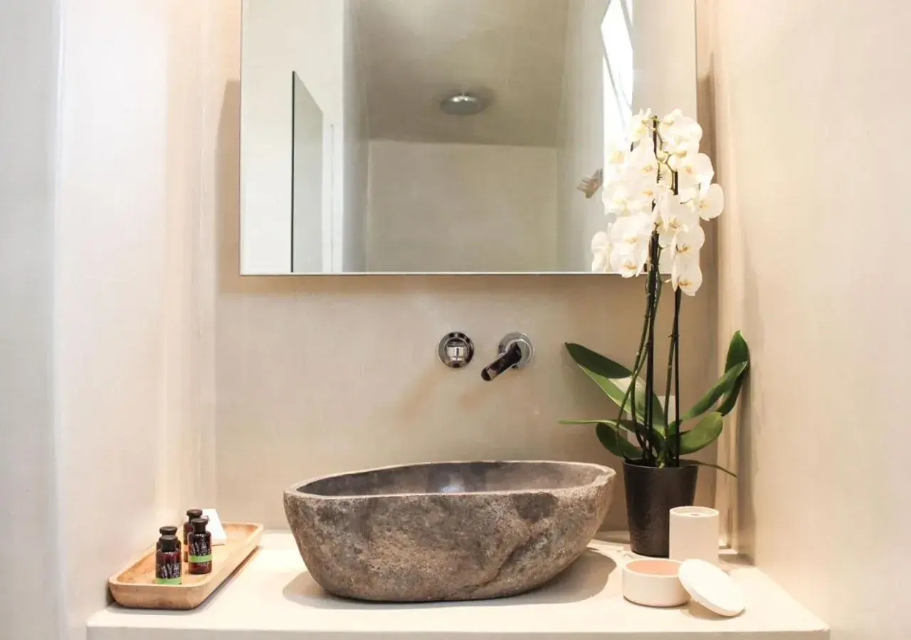 Bathroom in Mykonos Cactus Bathroom in Mykonos Cactus