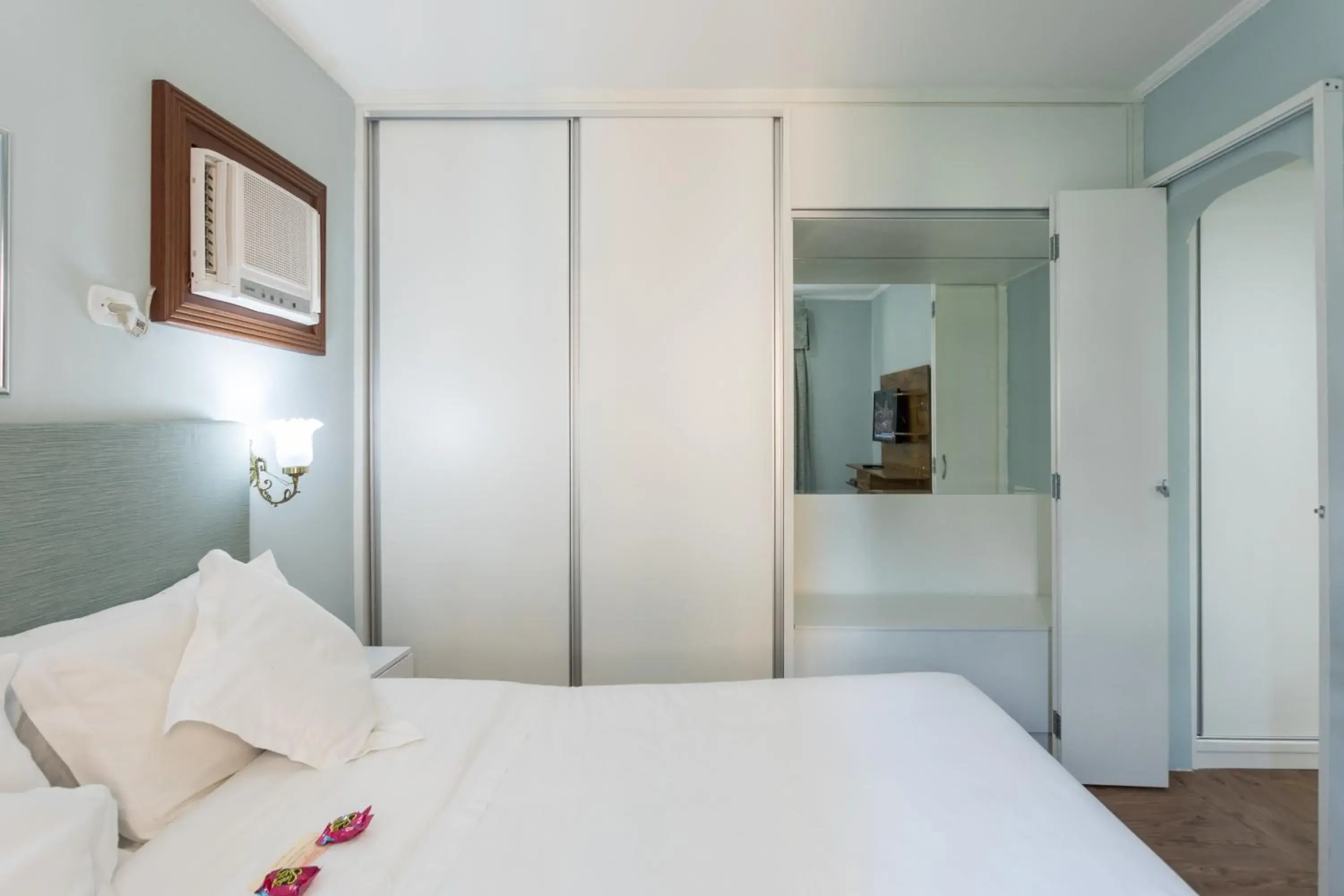 Bed in Paulista Flat Bed in Paulista Flat