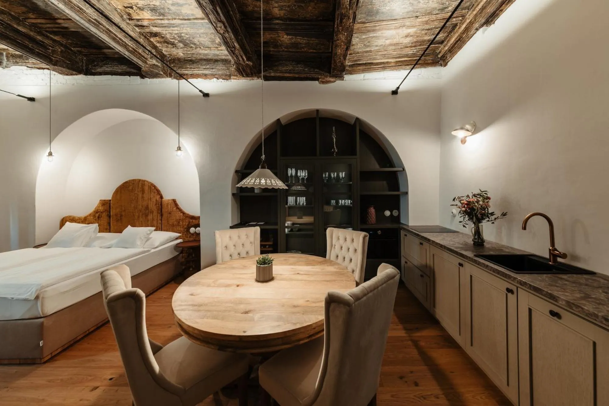 Seating area, Bed in Hotel Clemar