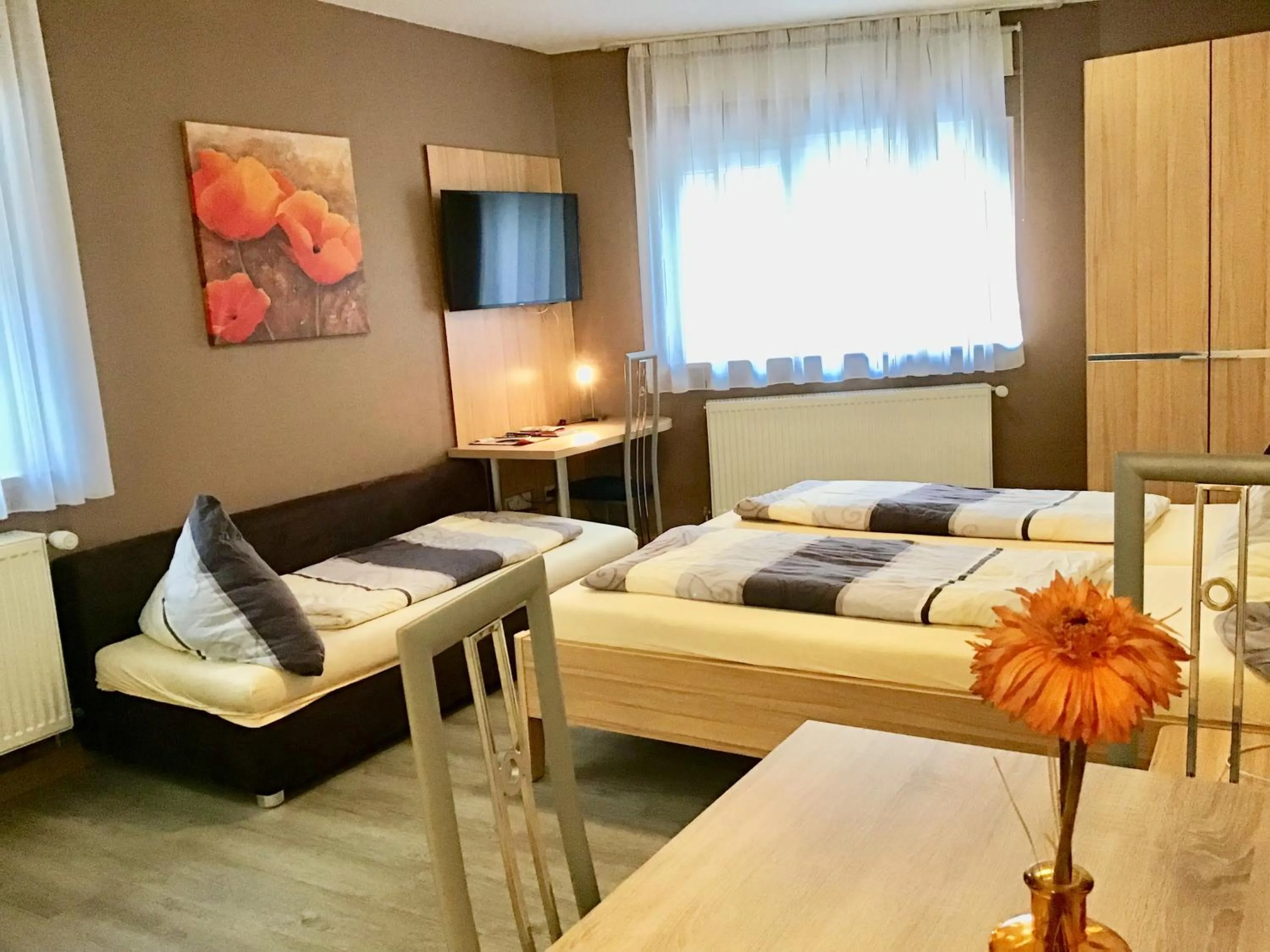 Photo of the whole room, Bed in Pension am Schlossberg