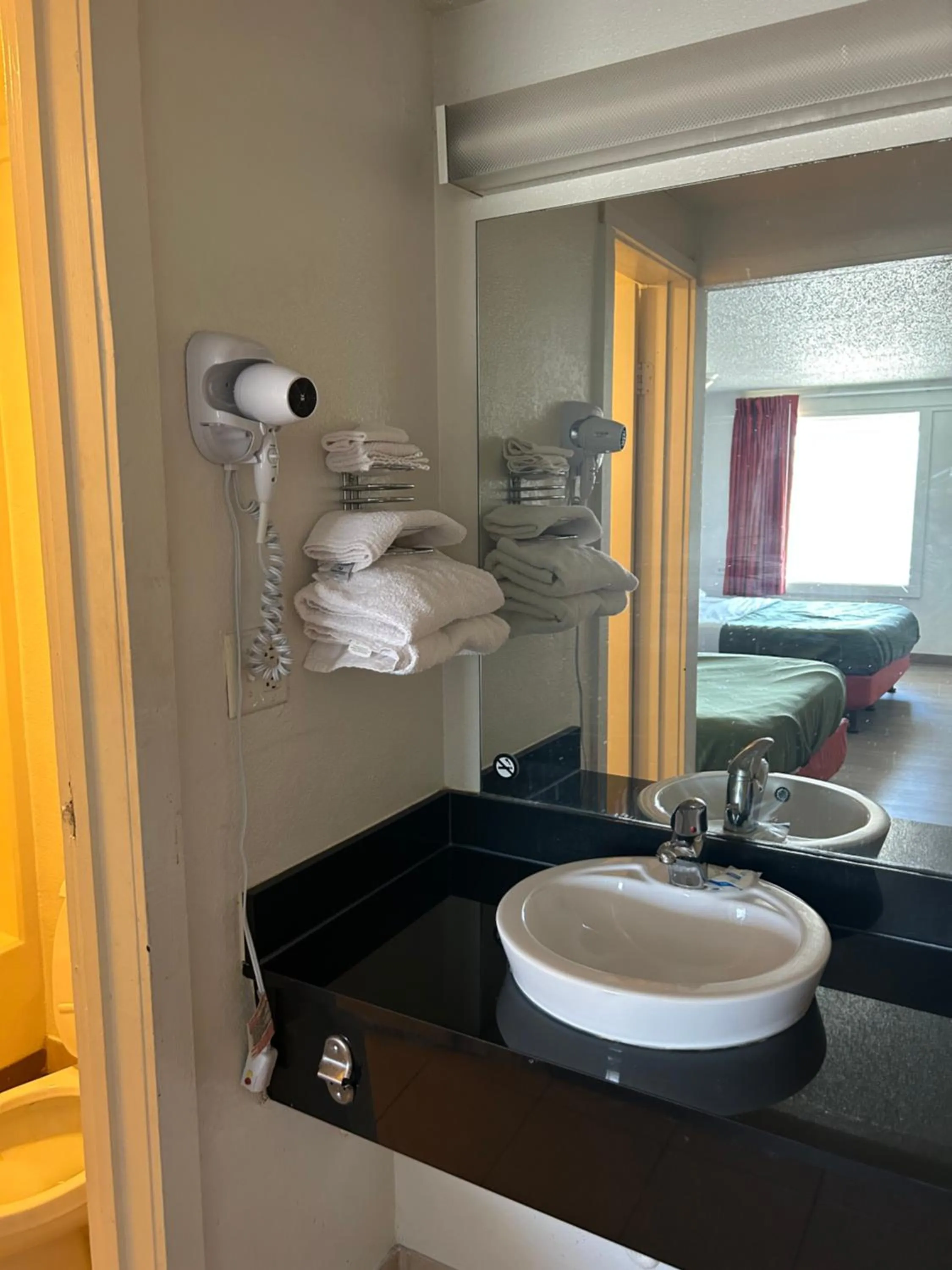 Bathroom in Rodeway Inn Washington PA