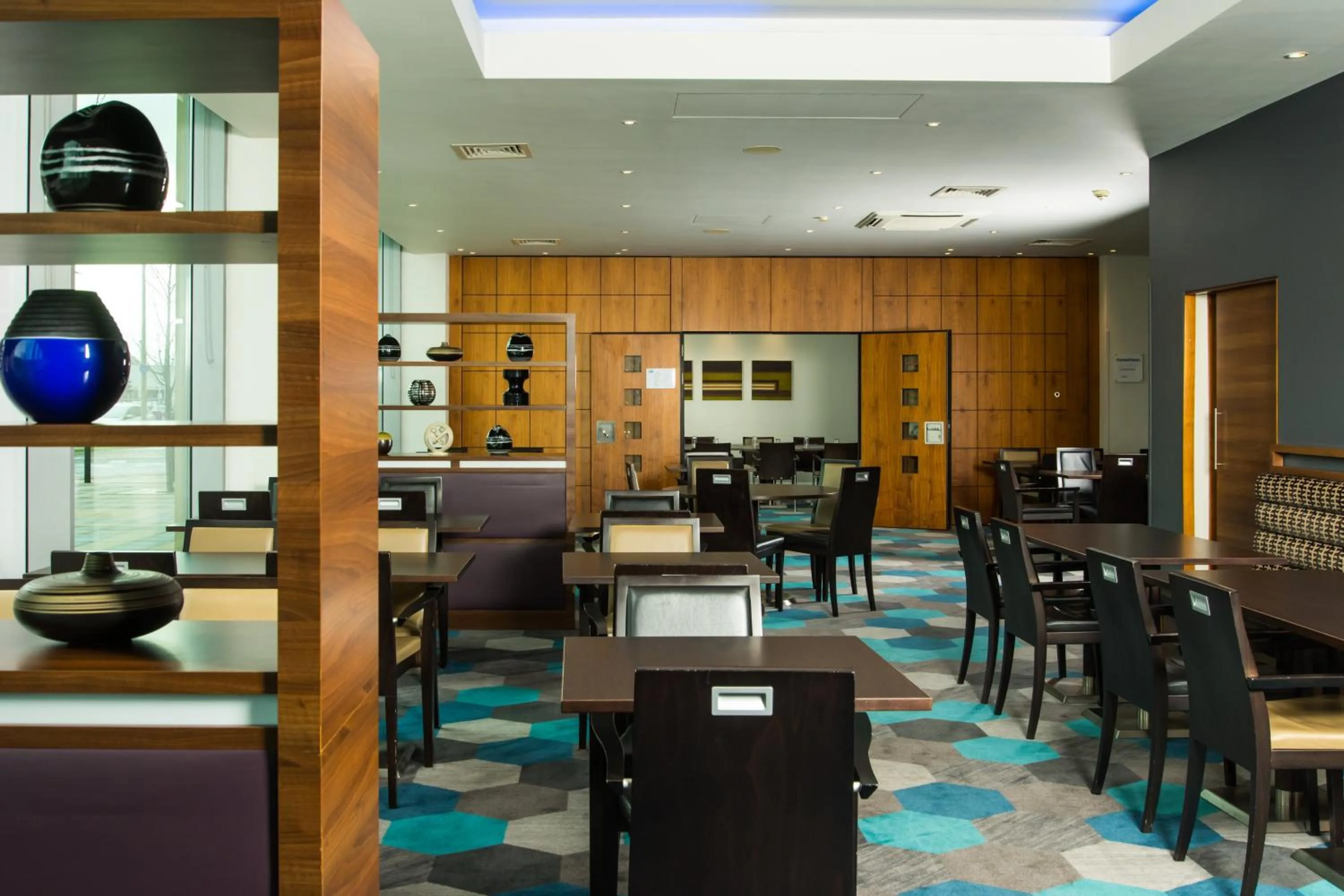 Restaurant/places to eat in Holiday Inn Express Lincoln City Centre by IHG