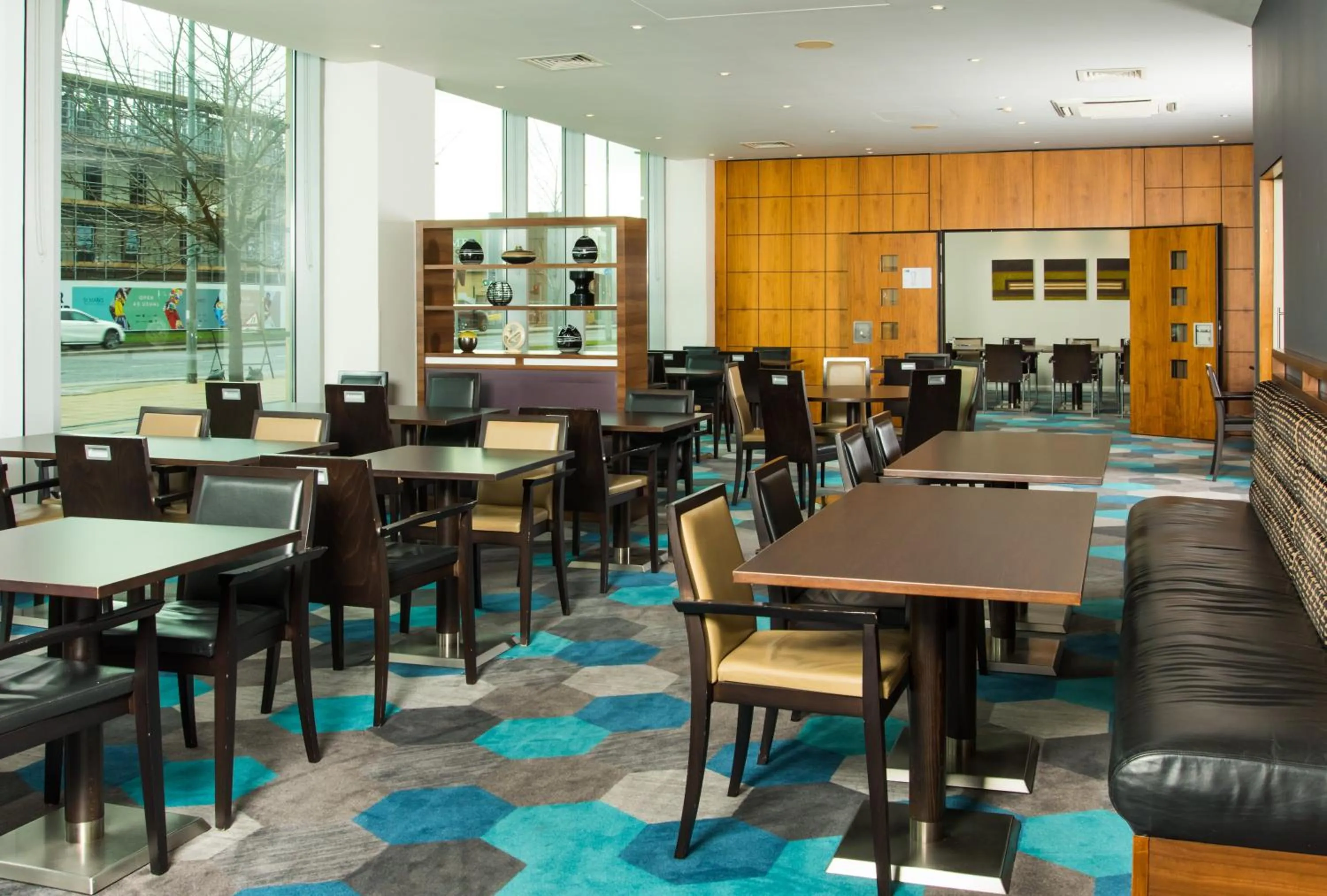 Restaurant/places to eat in Holiday Inn Express Lincoln City Centre by IHG