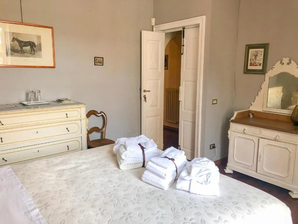 Bed in Palazzo Sismonda