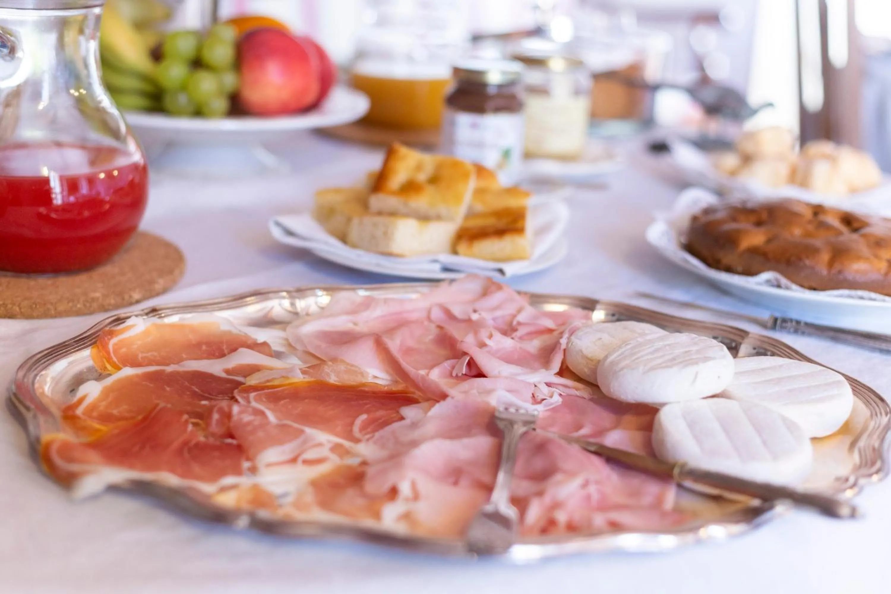 Breakfast in Palazzo Sismonda