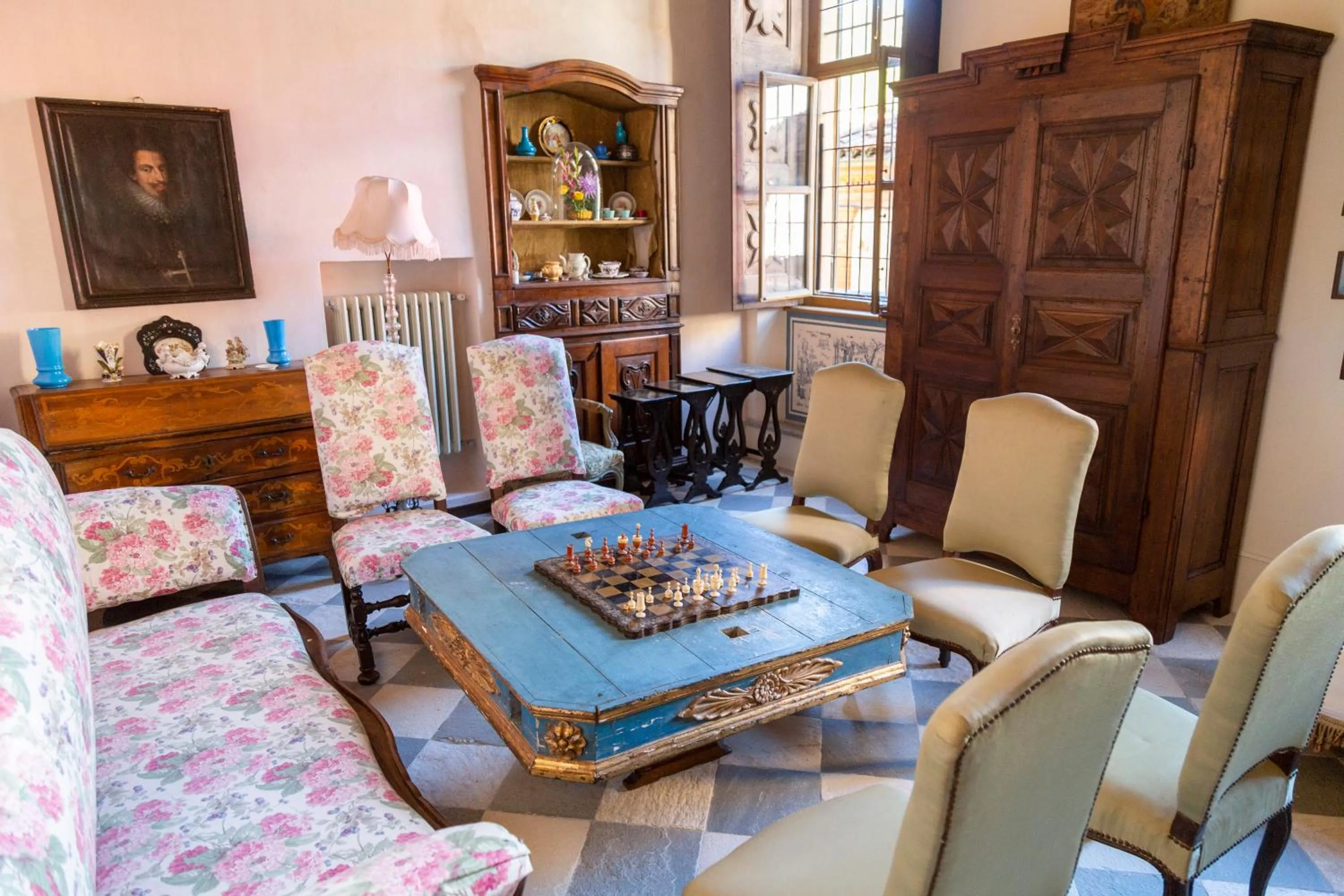 Living room in Palazzo Sismonda
