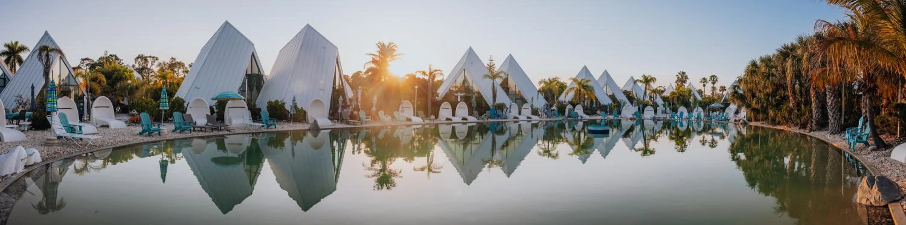 Pool view in Pyramids in Florida