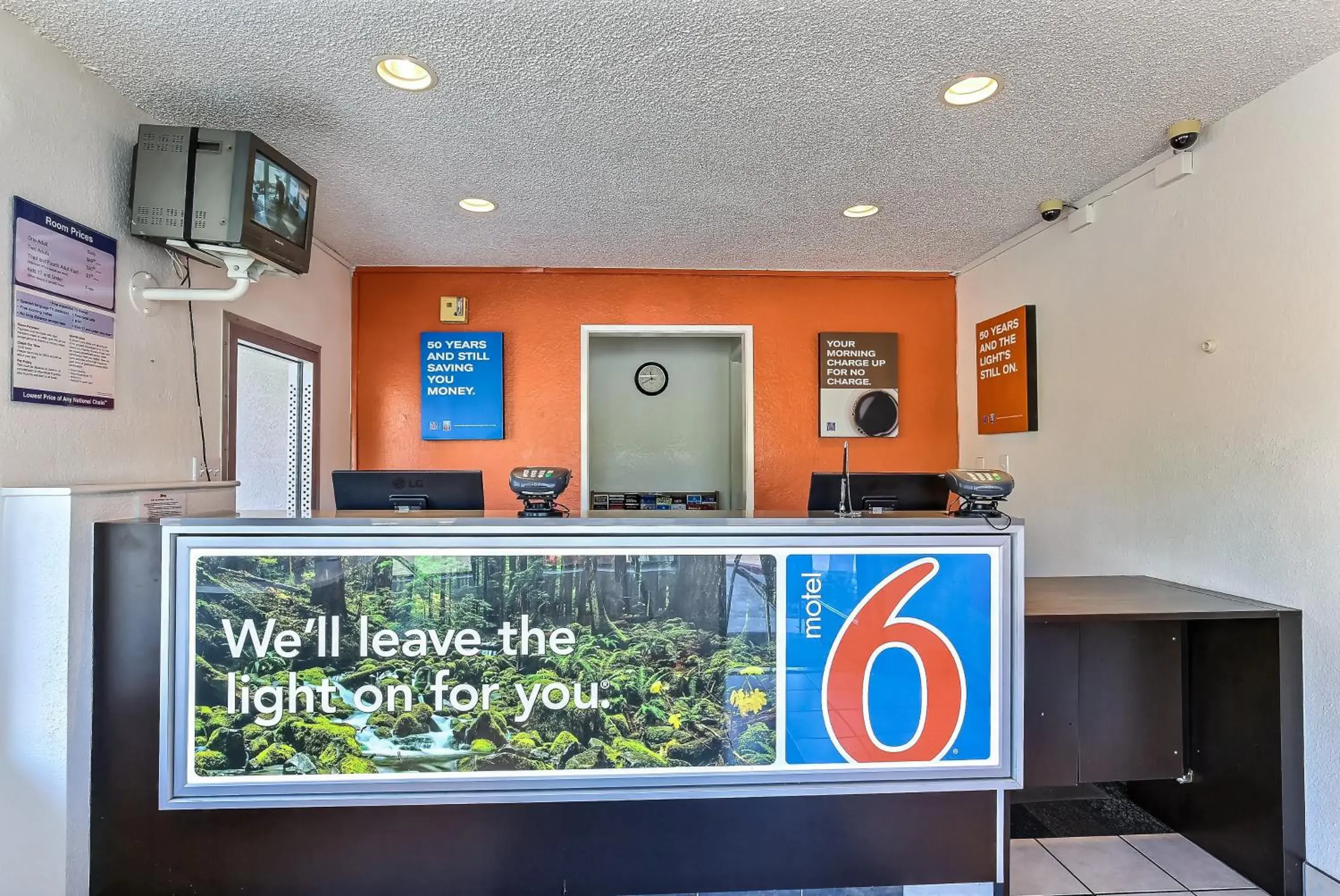 Lobby or reception in Motel 6-Pleasanton, CA Lobby or reception in Motel 6-Pleasanton, CA