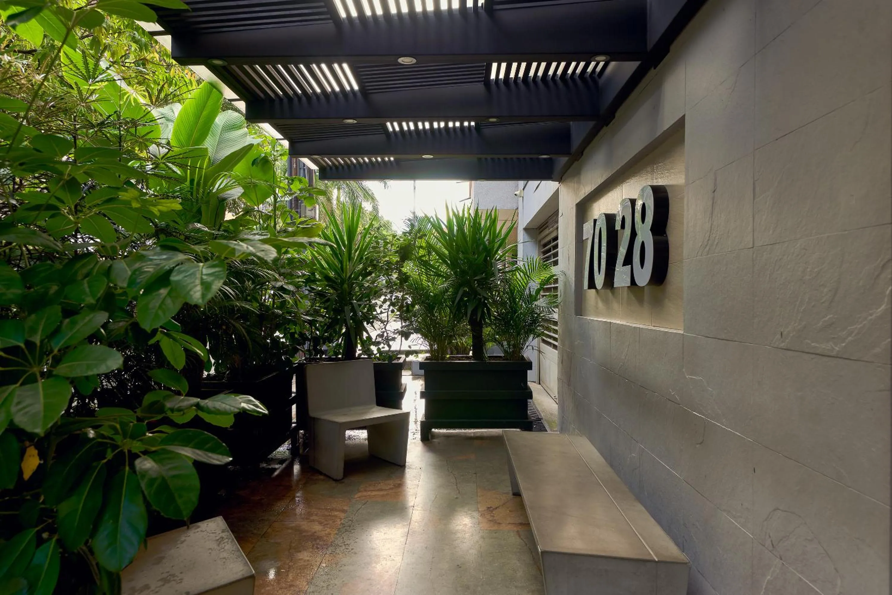 Property building in Hotel Lincoln