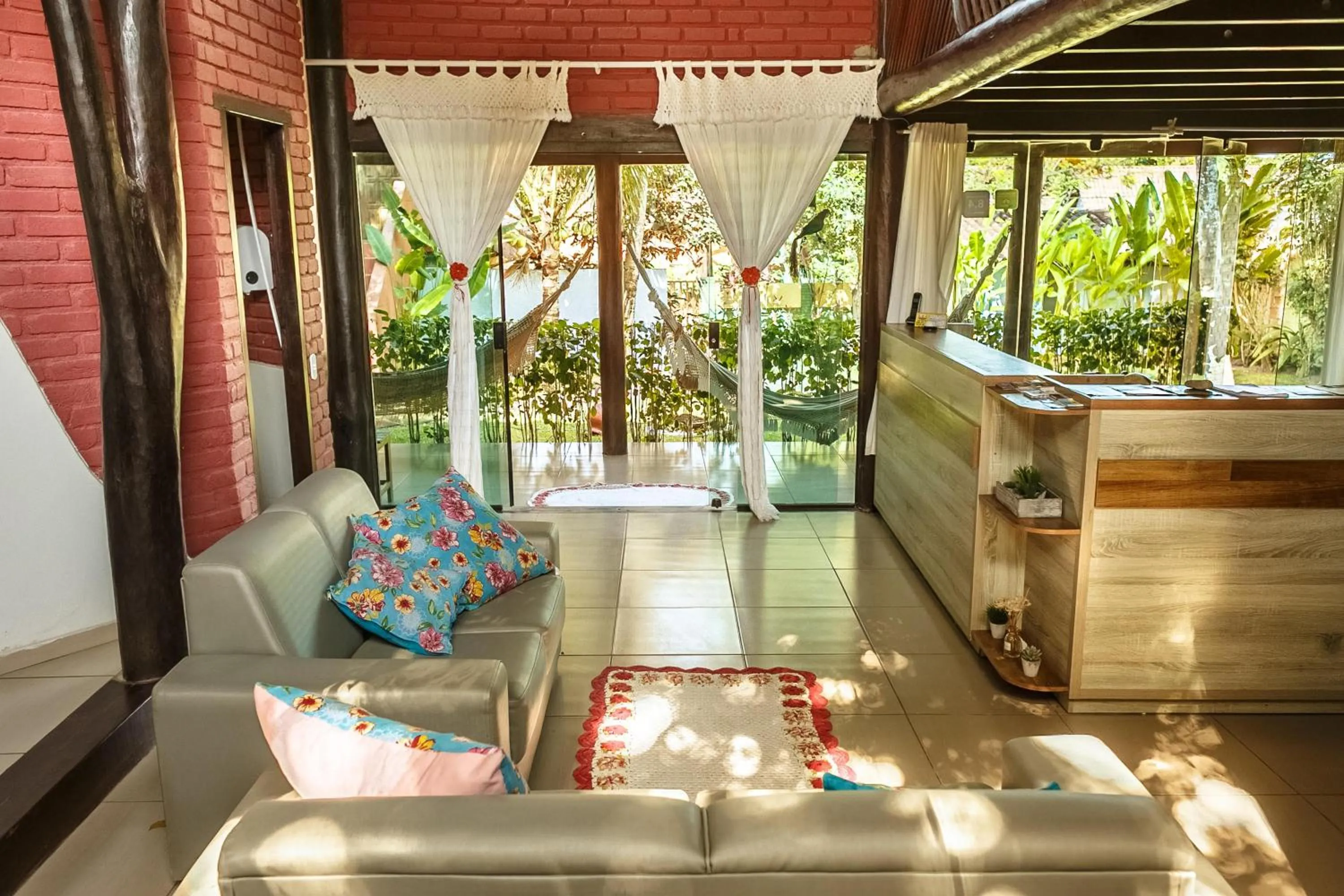 Lobby or reception in Pousada Tropicália