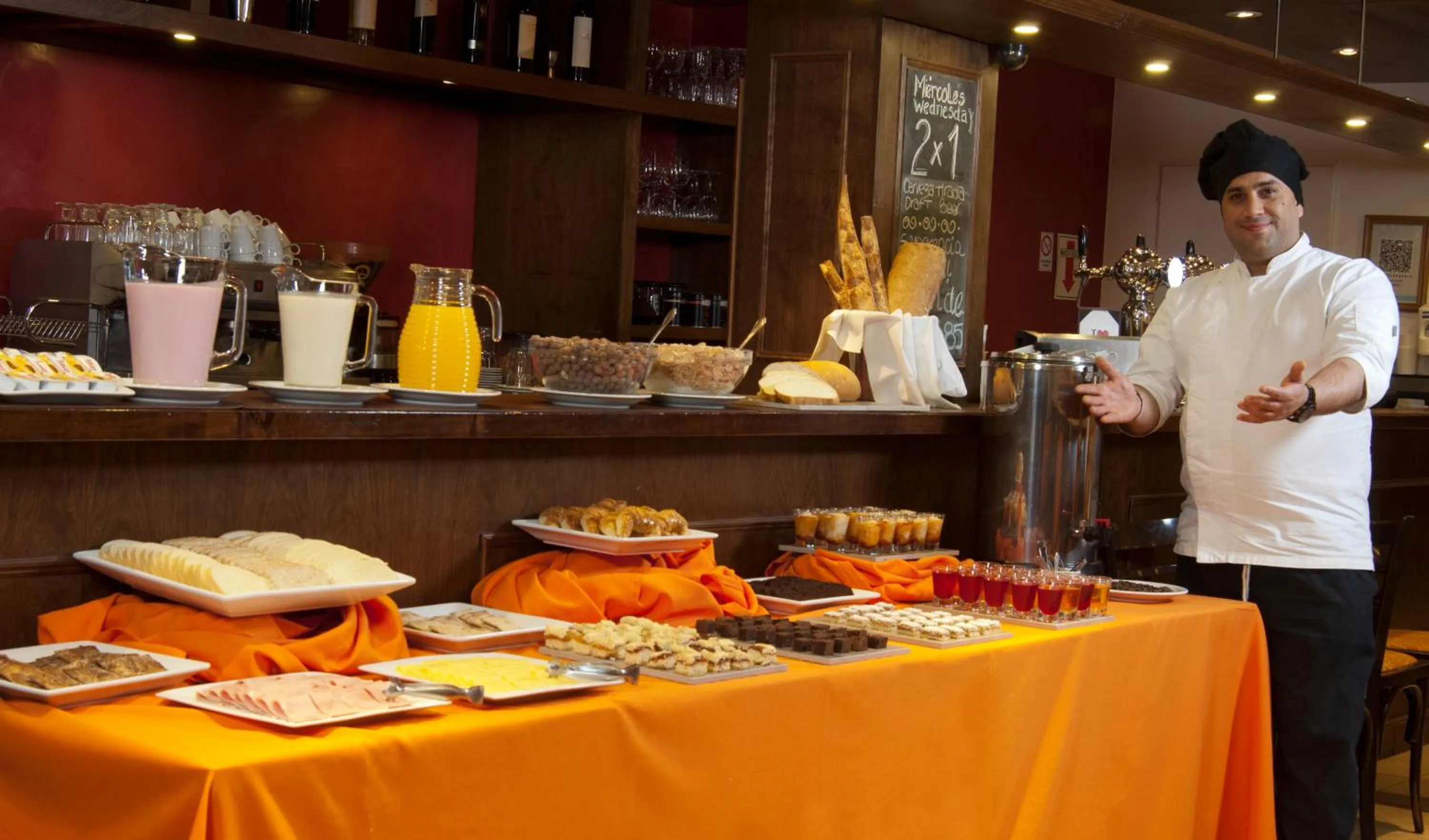 Lounge or bar in Hotel De Los Andes