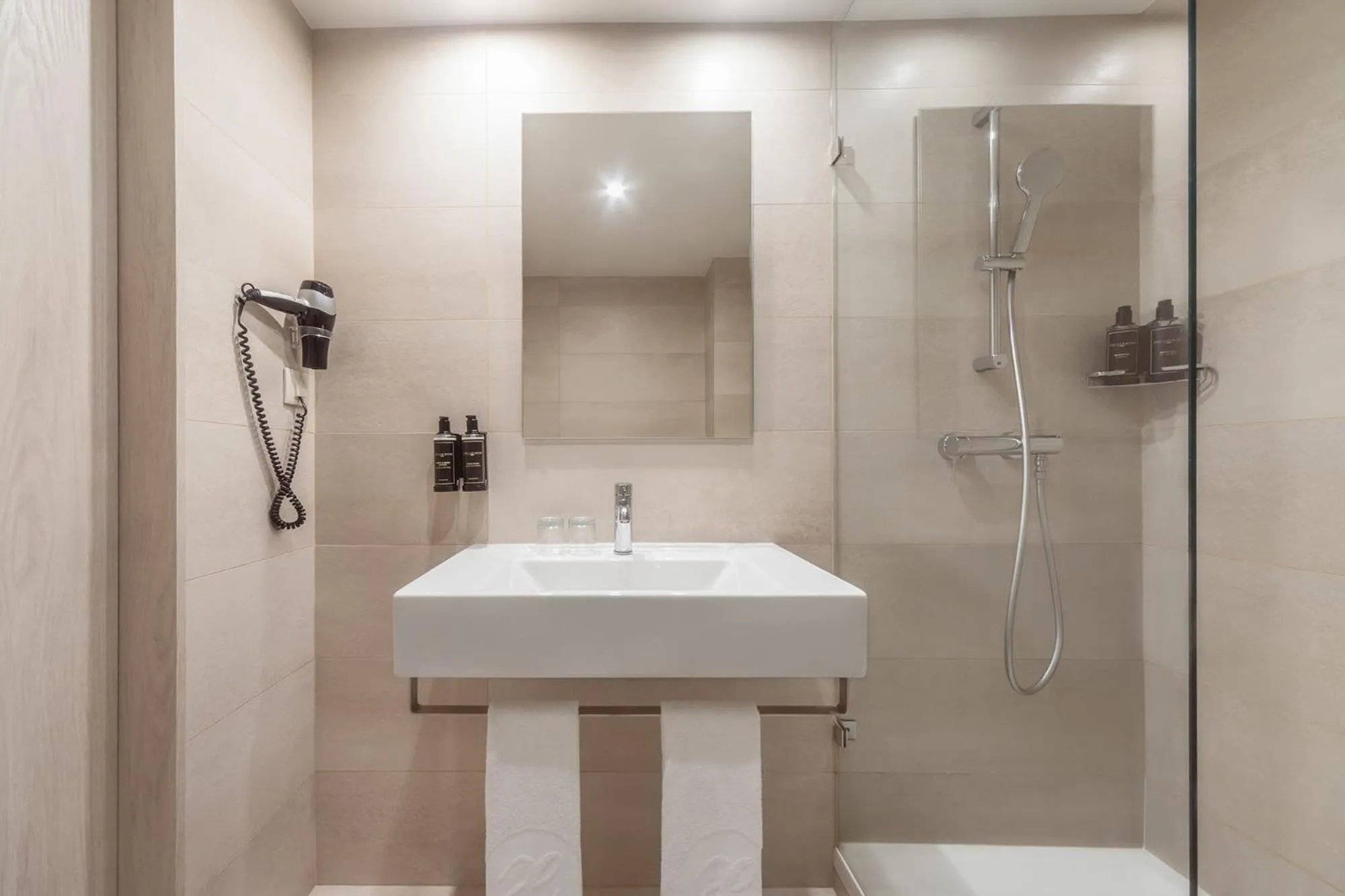 Bathroom in EXE Liberdade