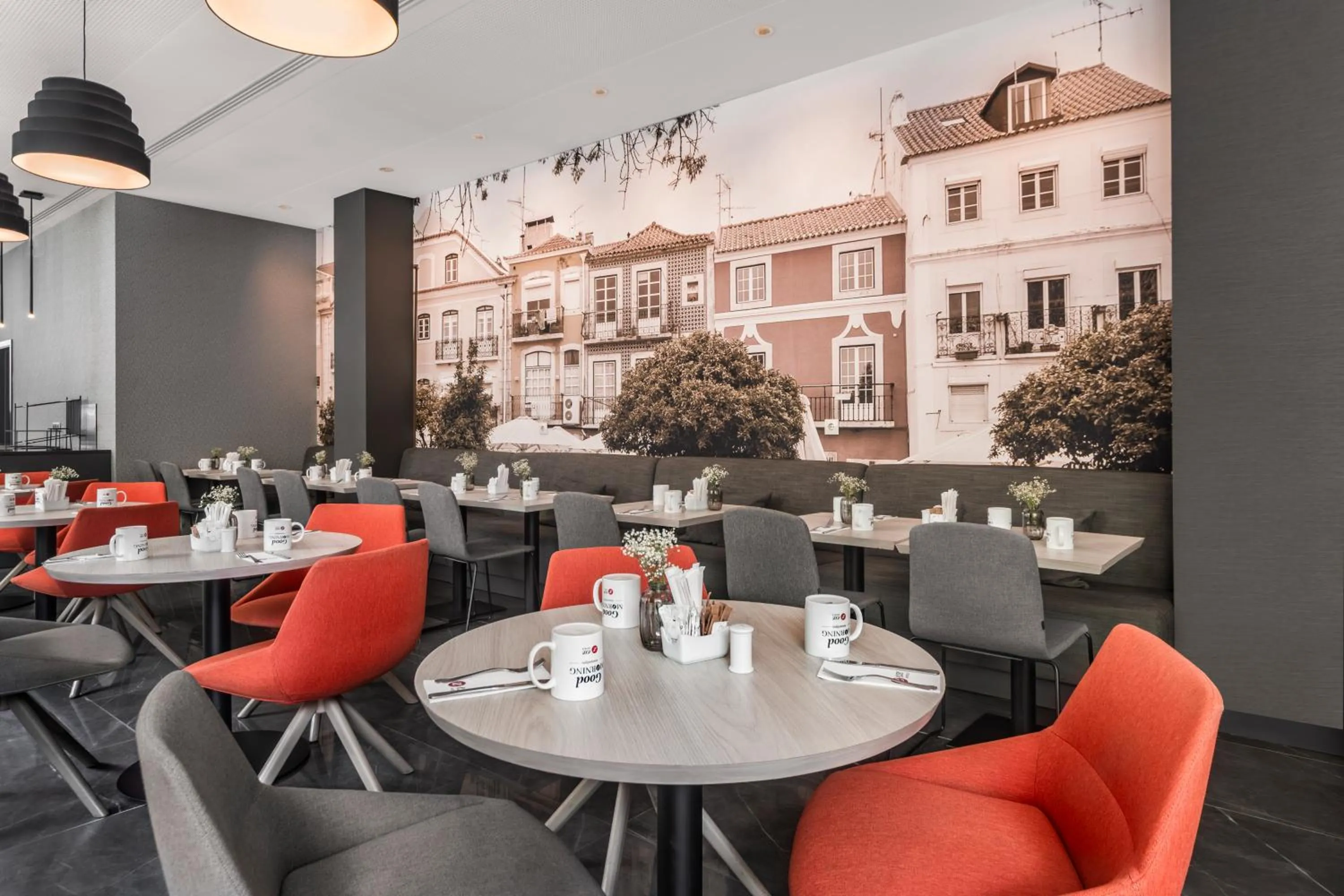 Breakfast in EXE Liberdade