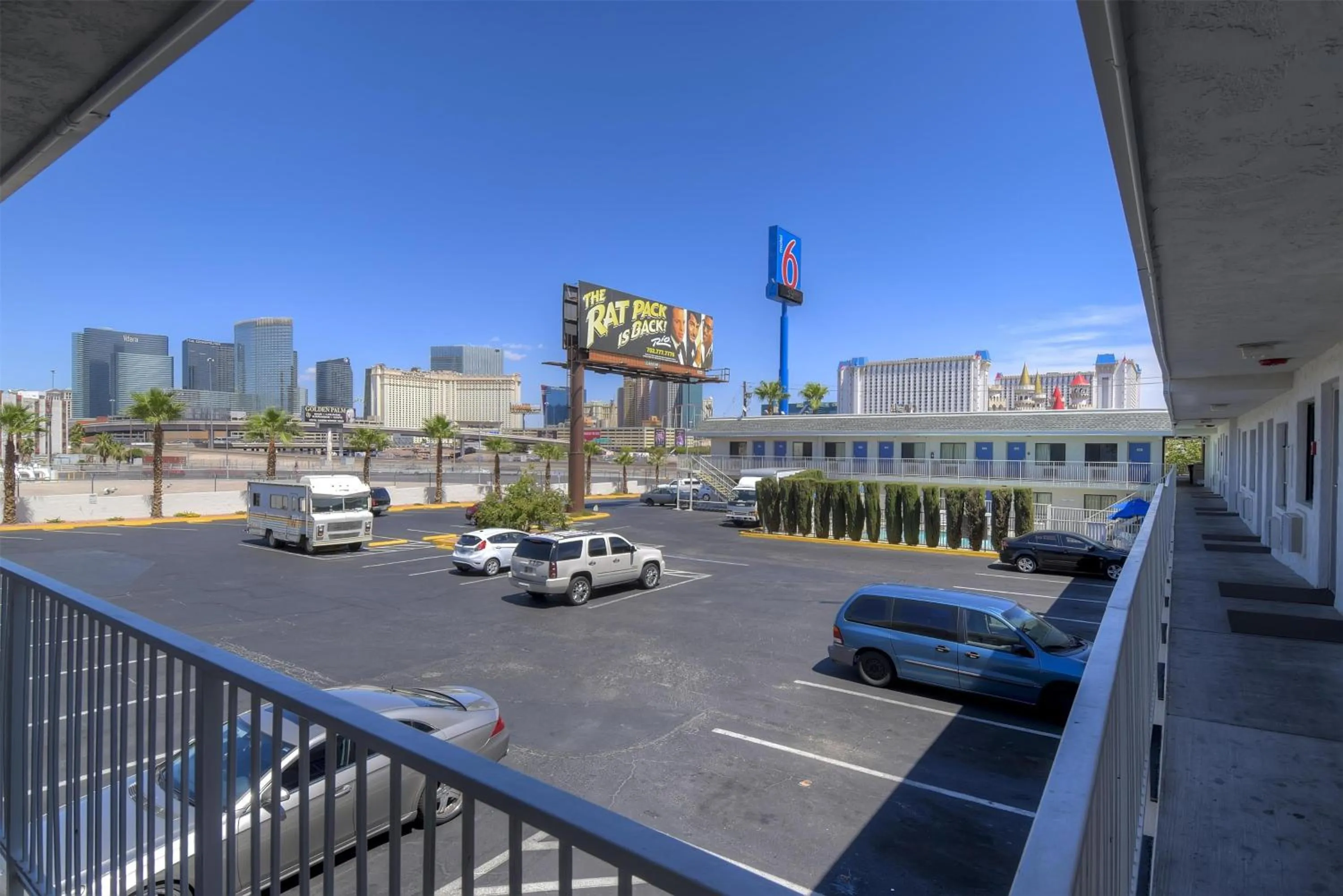 Property building in Motel 6 Las Vegas, NV – I-15 Stadium