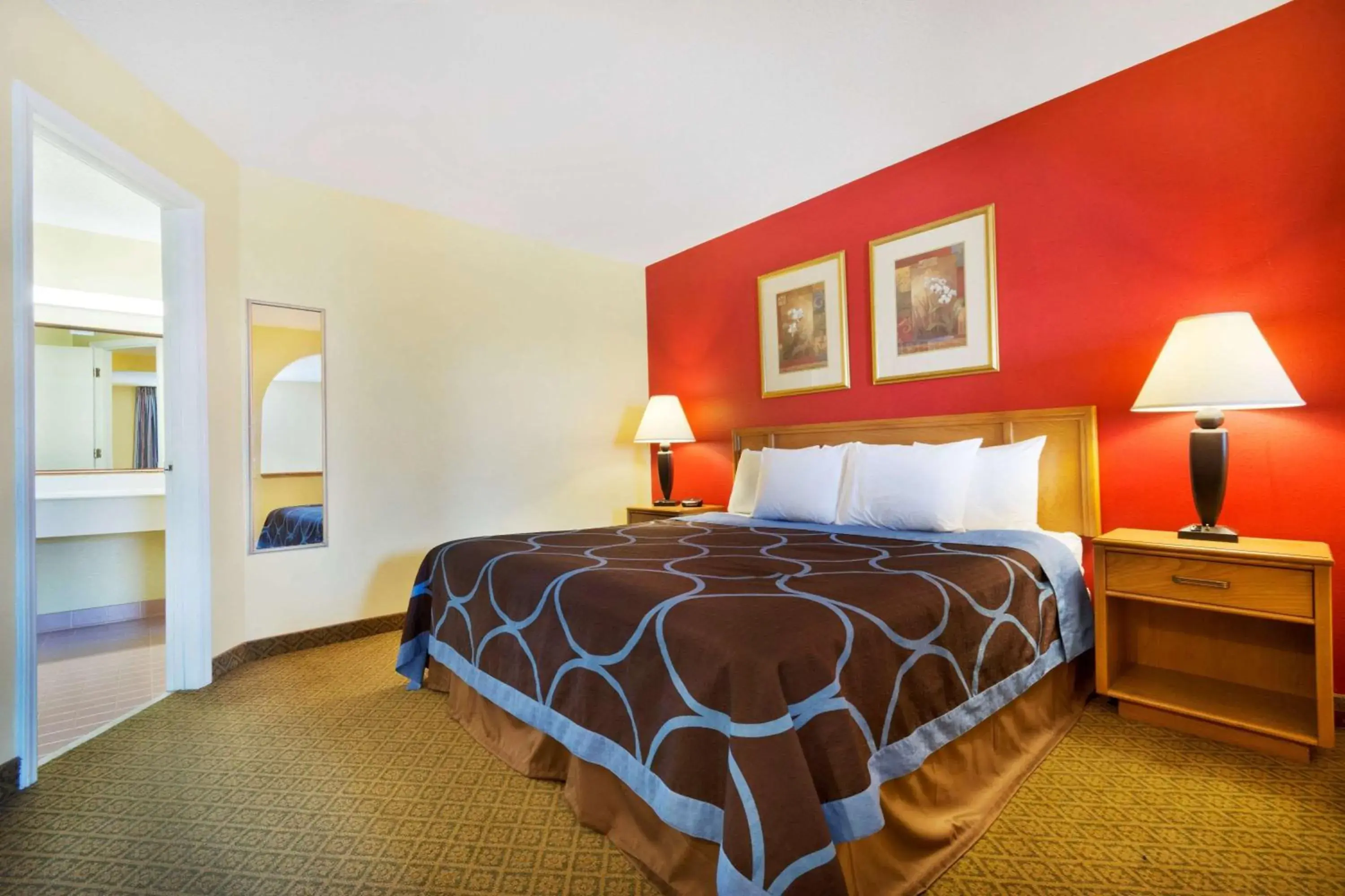 On site, Bed in Super 8 by Wyndham Lancaster On site, Bed in Super 8 by Wyndham Lancaster