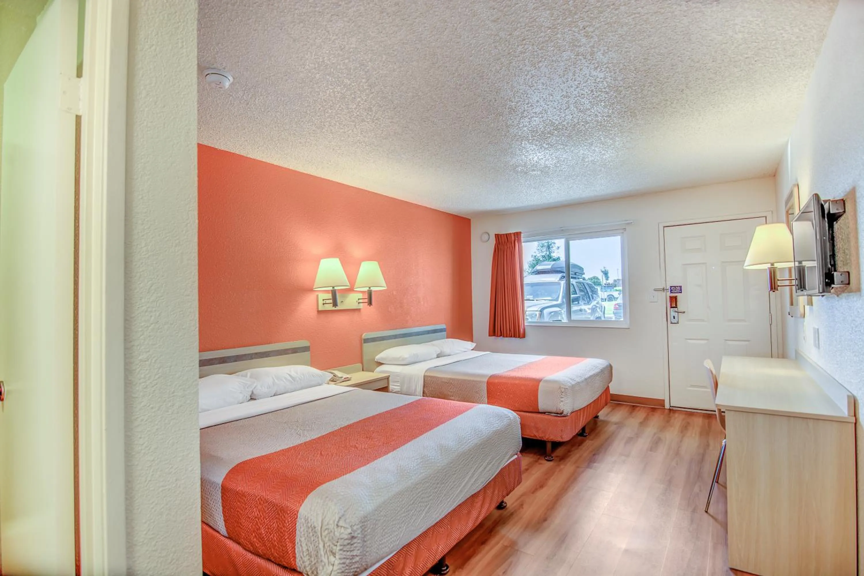 Bedroom, Bed in Motel 6-Stockton, CA - Charter Way West