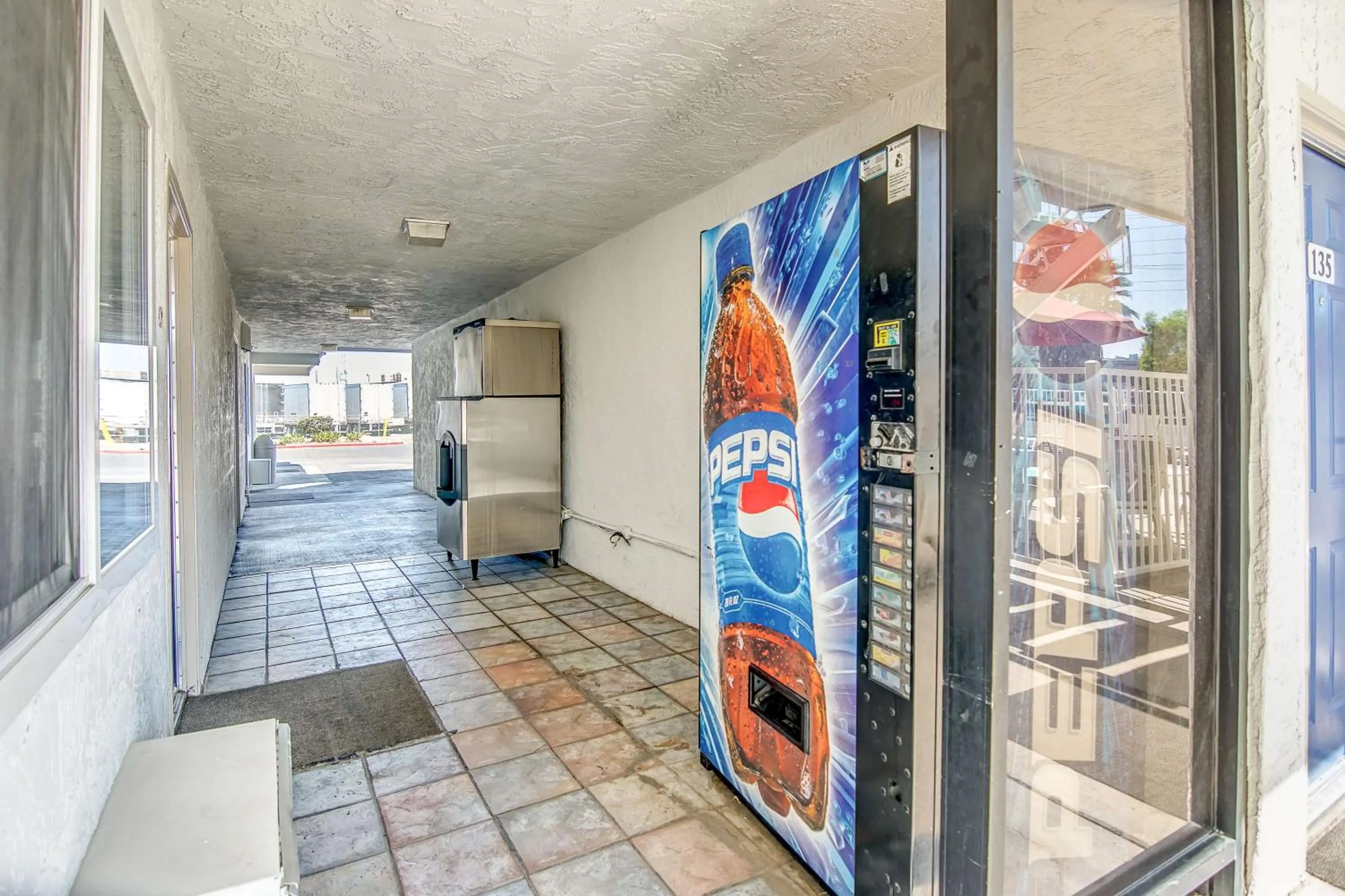 On site in Motel 6-Stockton, CA - Charter Way West