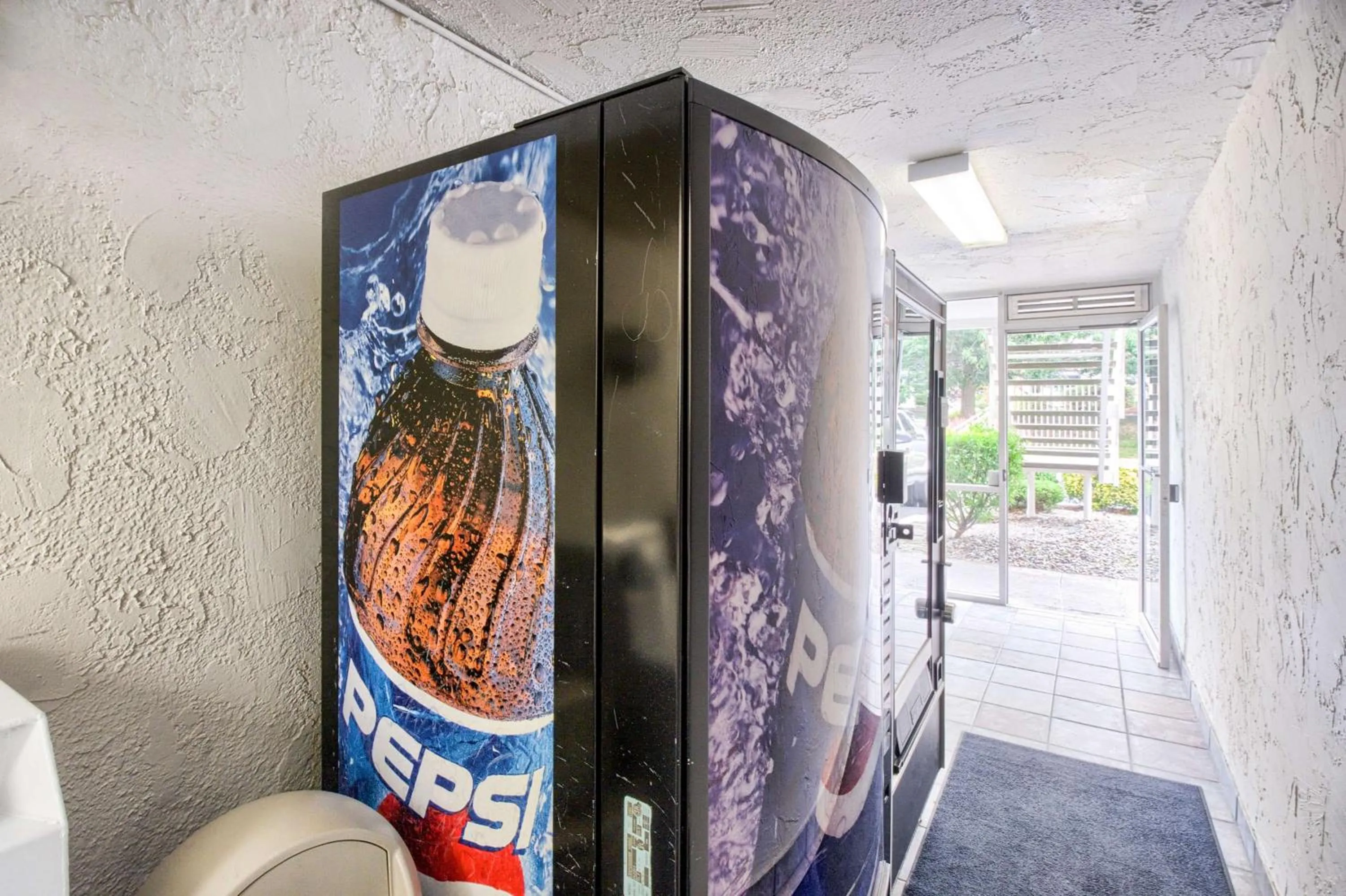 On site in Motel 6-Everett, WA - South