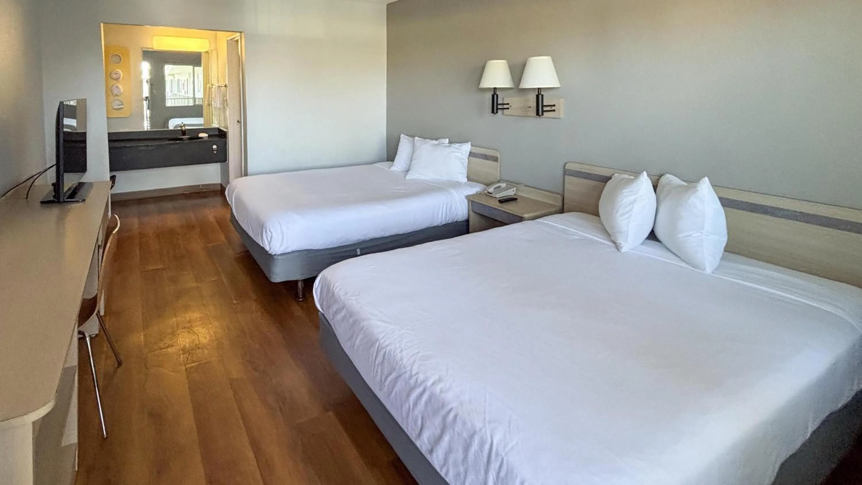 Bedroom, Bed in Las Vegas, NV - Boulder Highway