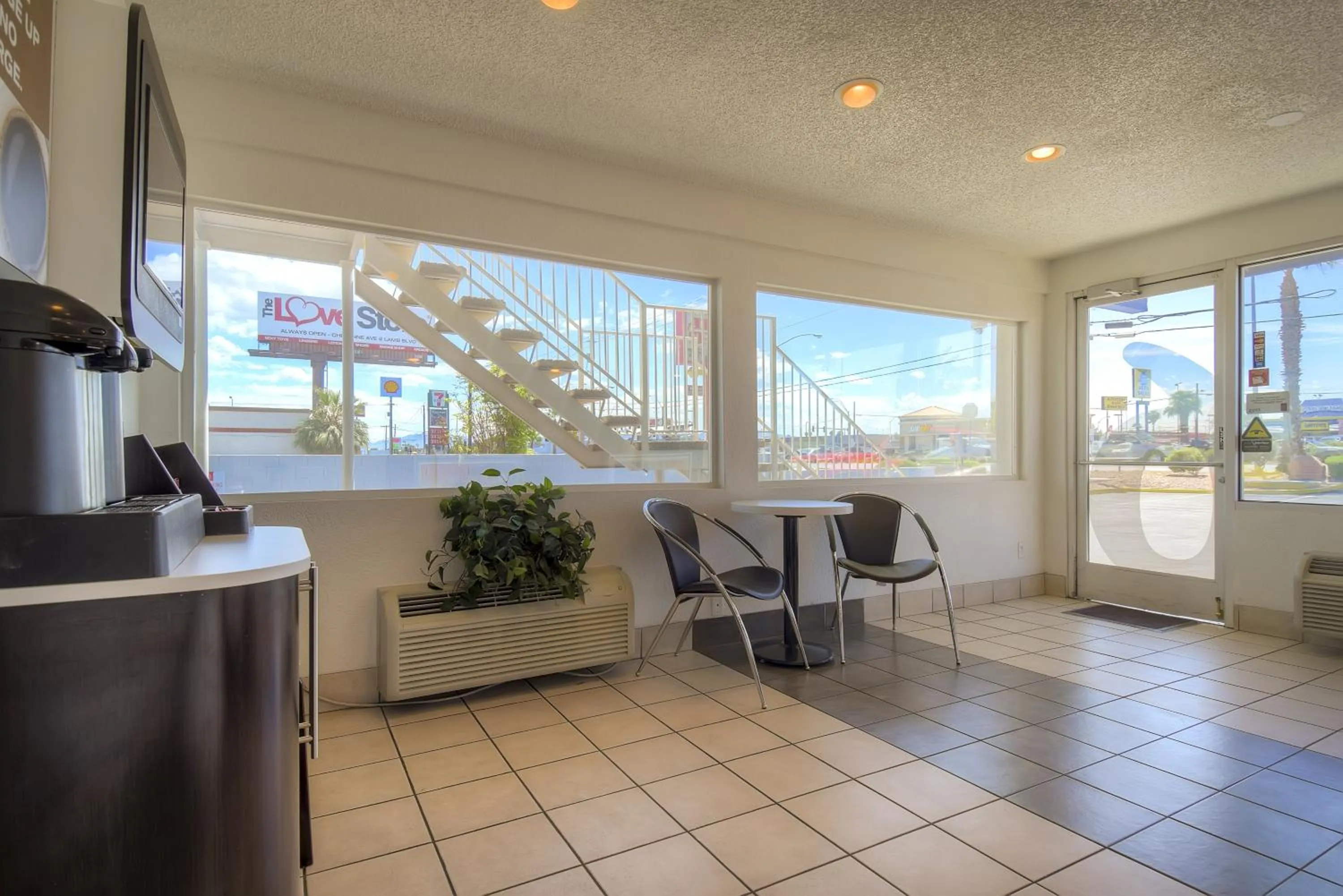 Coffee/tea facilities in Las Vegas, NV - Boulder Highway