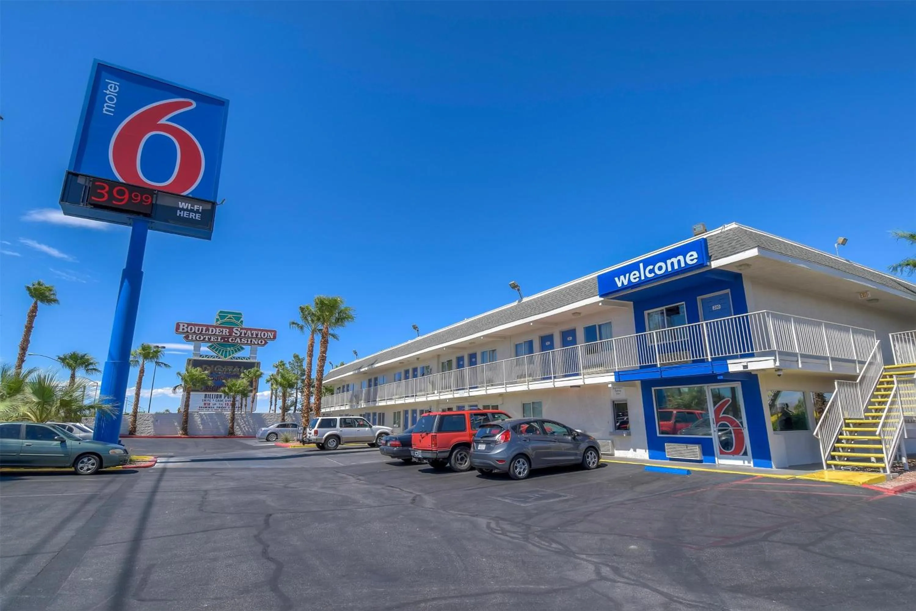 Property building in Las Vegas, NV - Boulder Highway