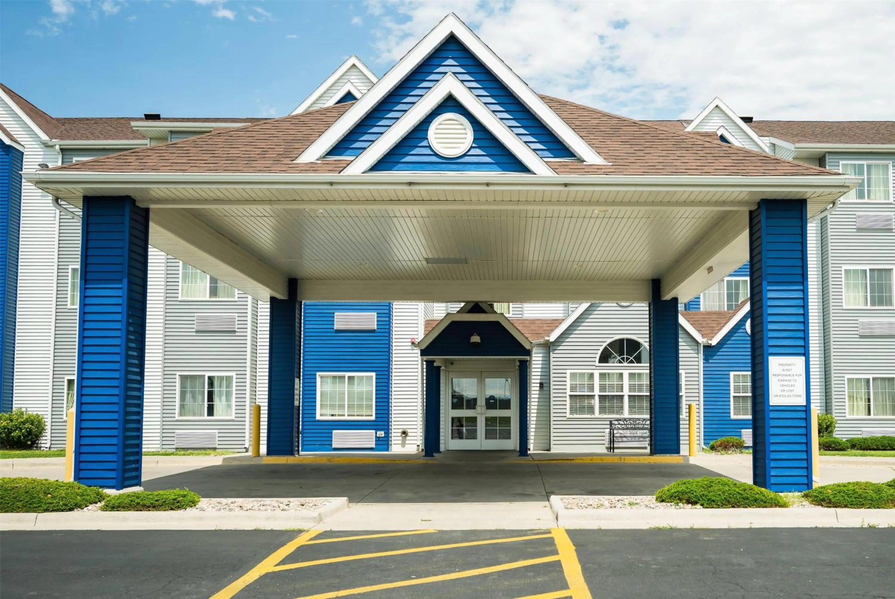 Property building in Microtel Inn & Suites Cheyenne