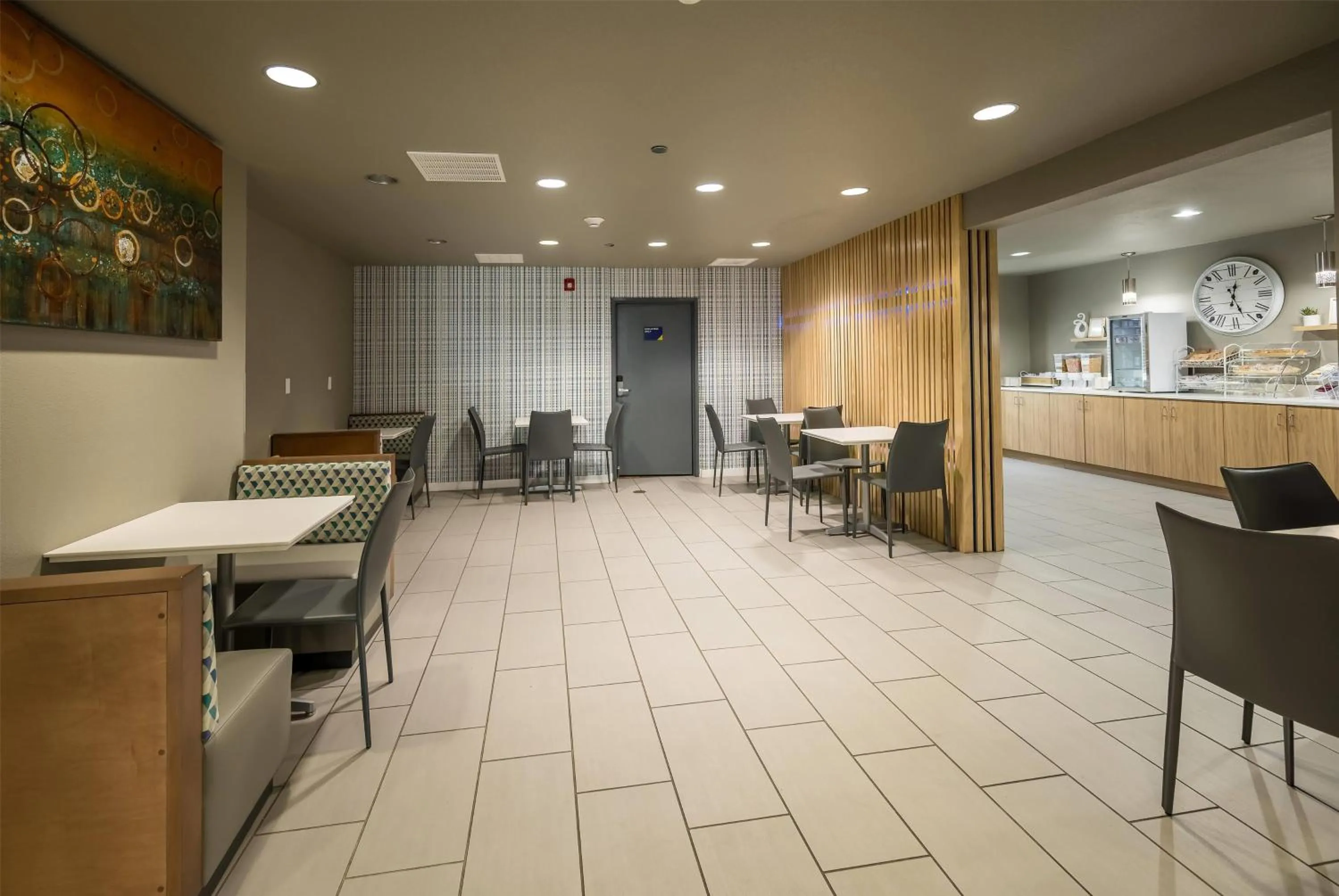 Property building in Microtel Inn & Suites Cheyenne