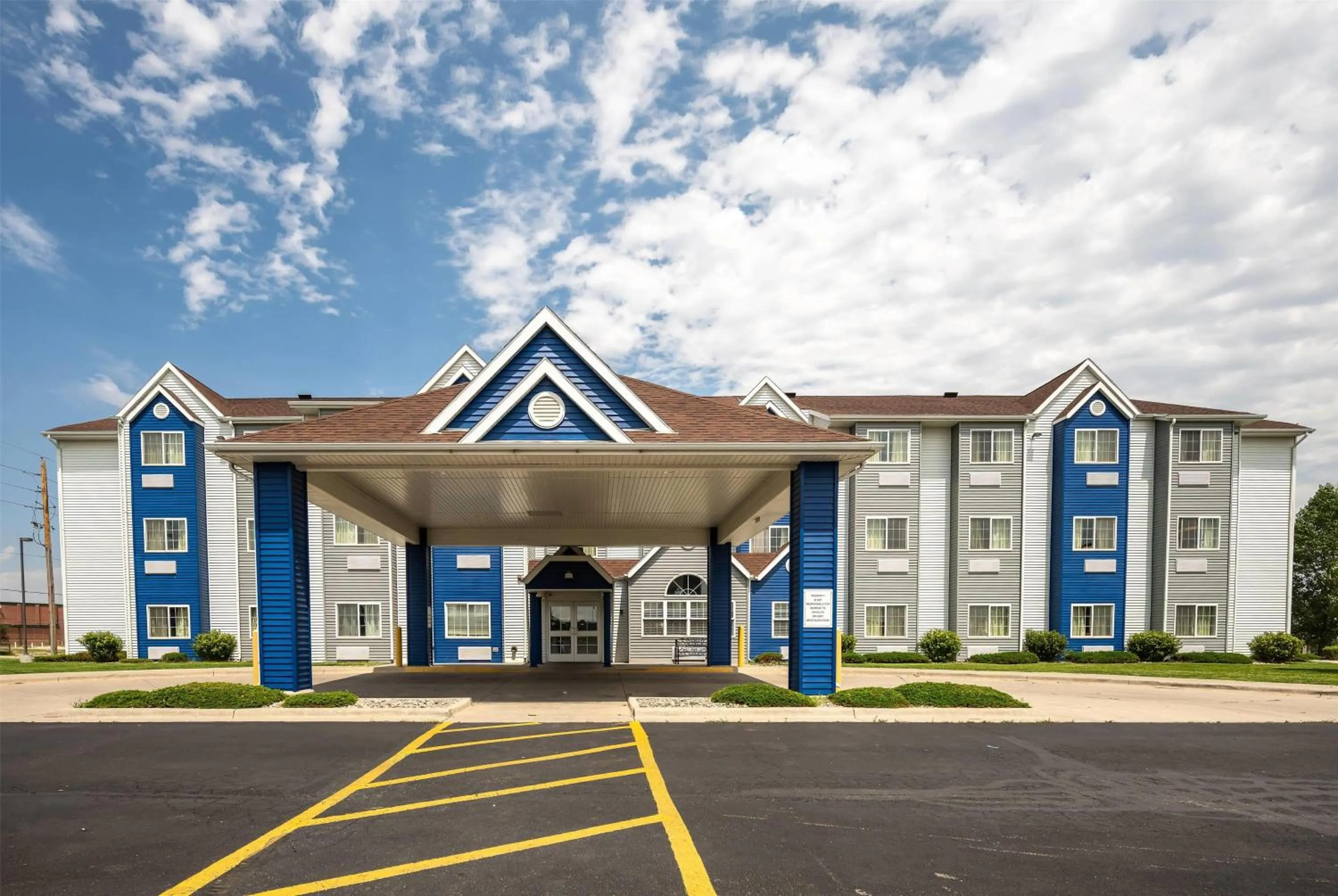 Property building in Microtel Inn & Suites Cheyenne