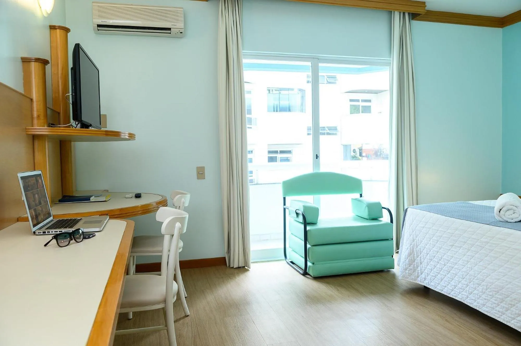 Bed in Solis Praia Hotel Itapema