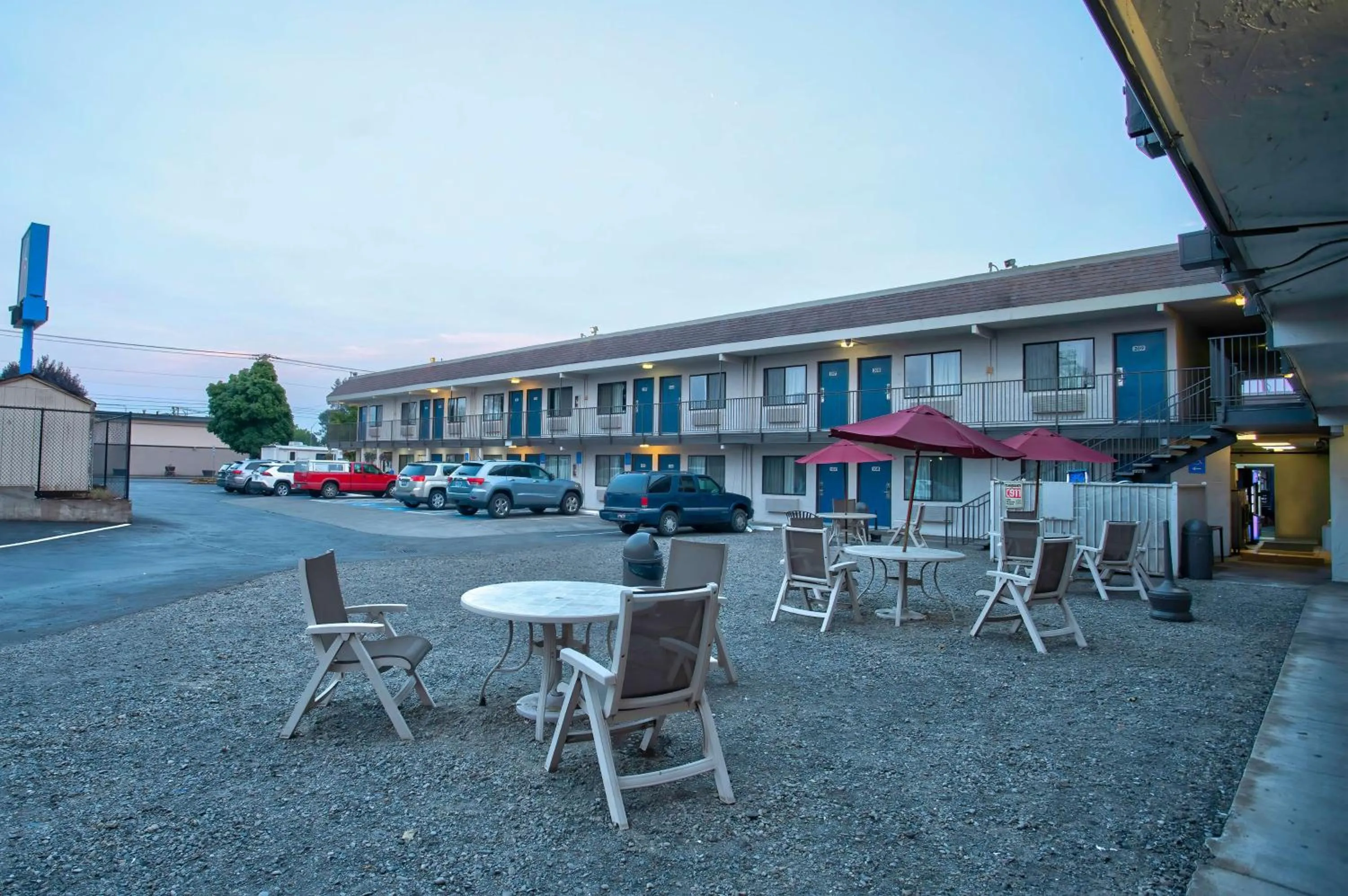 Property building in Motel 6-Salem, OR