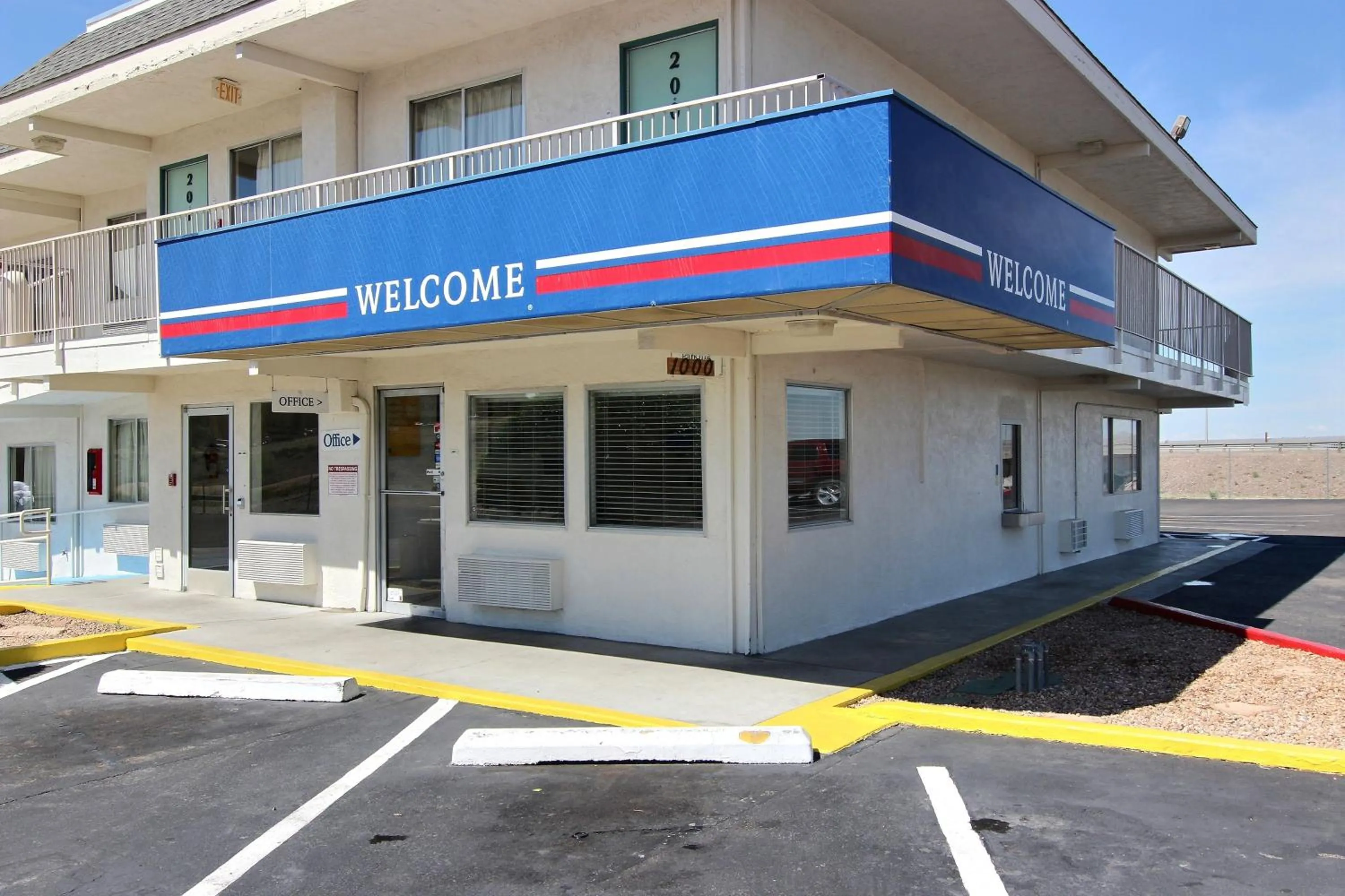 Facade/entrance in Motel 6-Albuquerque, NM - South - Airport