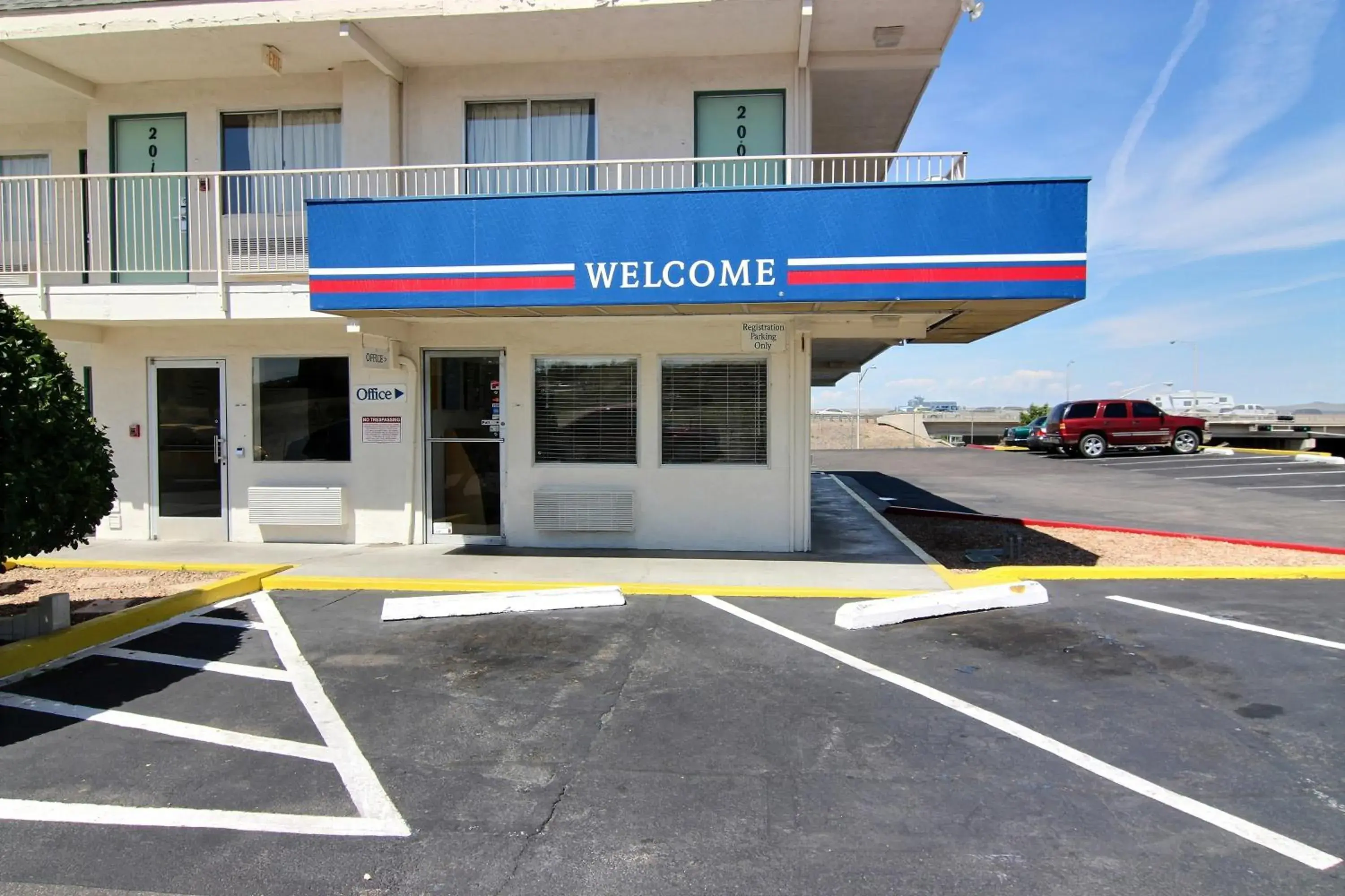 Property Building in Motel 6-Albuquerque, NM - South - Airport