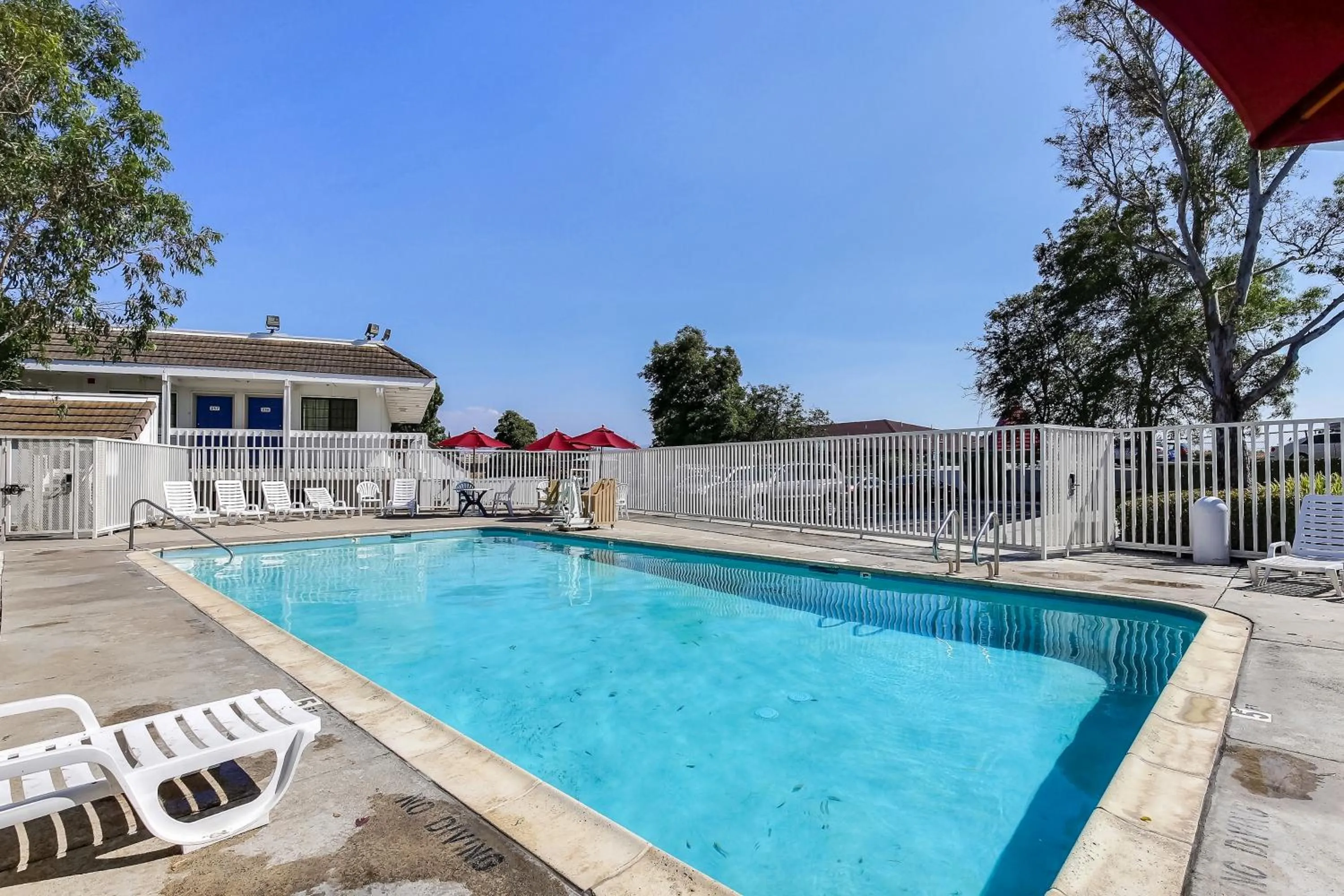 Swimming pool in Motel 6-Livermore, CA