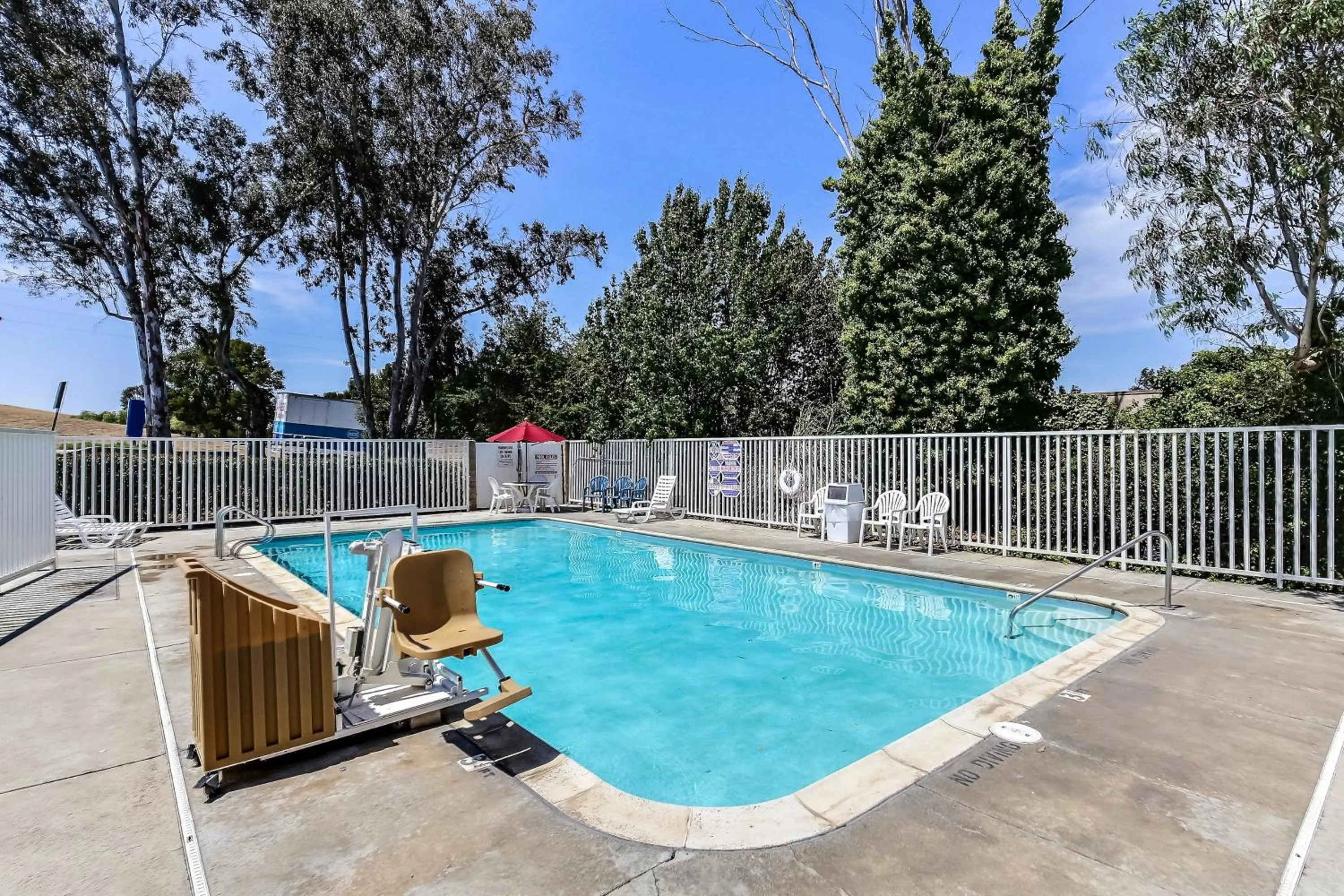 Swimming pool in Motel 6-Livermore, CA