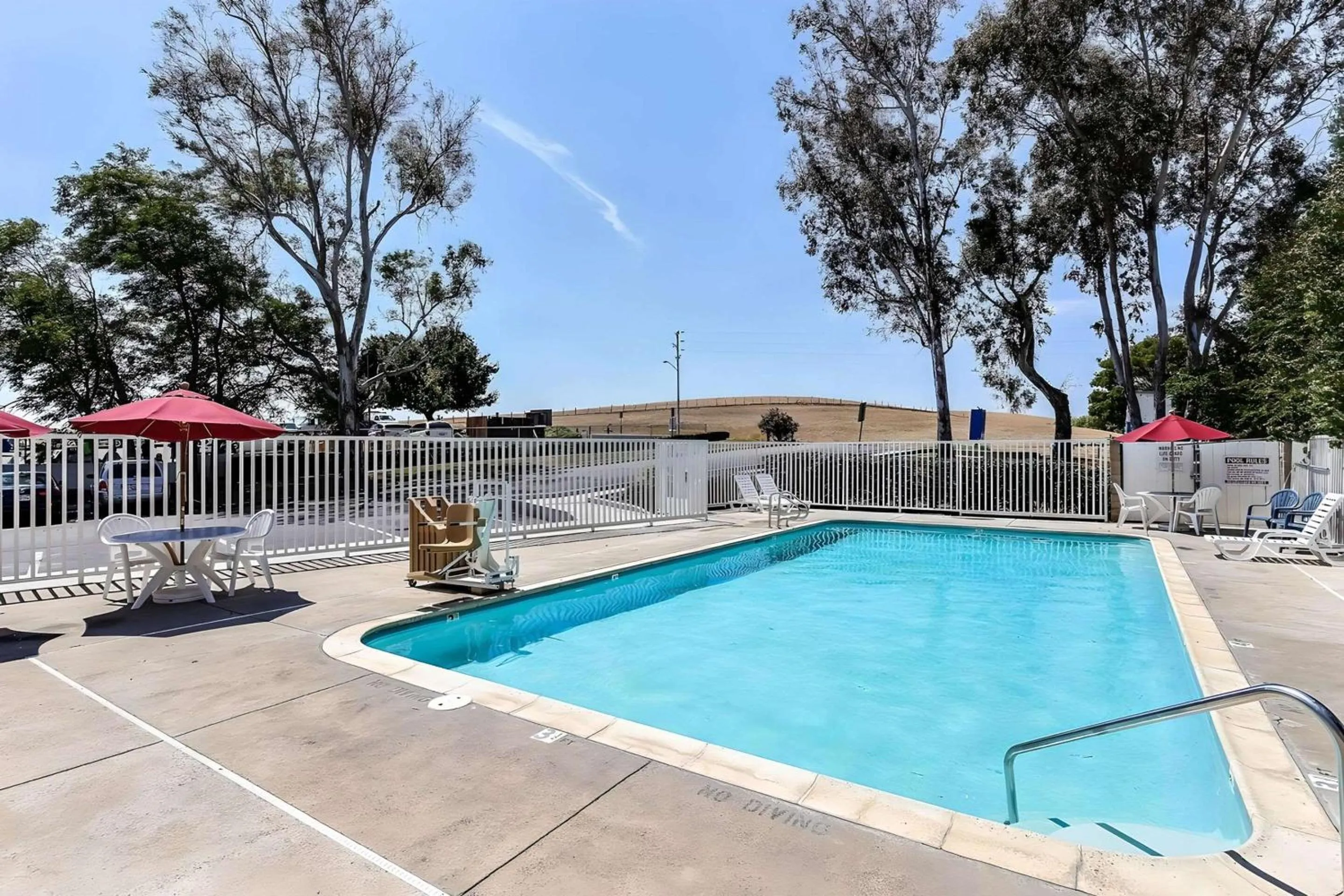 Swimming pool in Motel 6-Livermore, CA