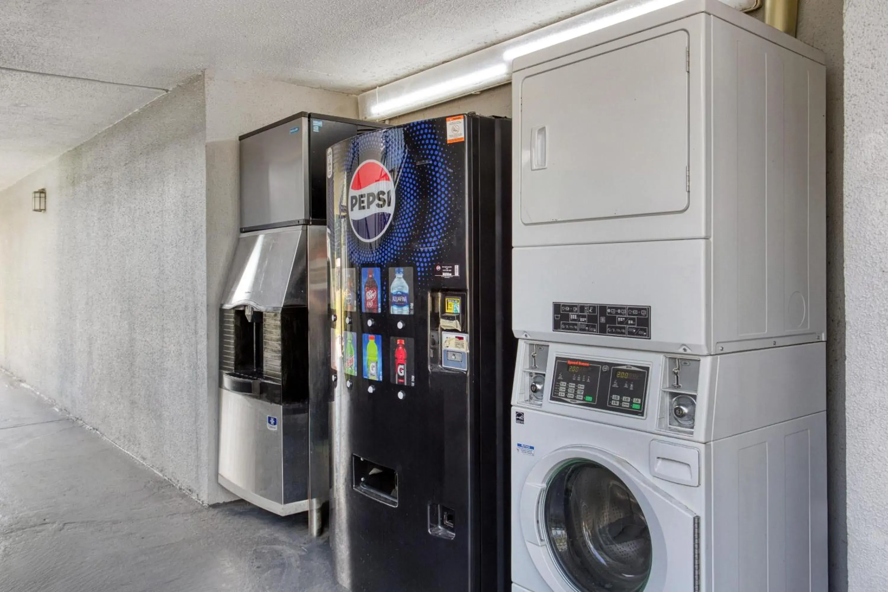 Property building in Best Western Executive Inn Property building in Best Western Executive Inn