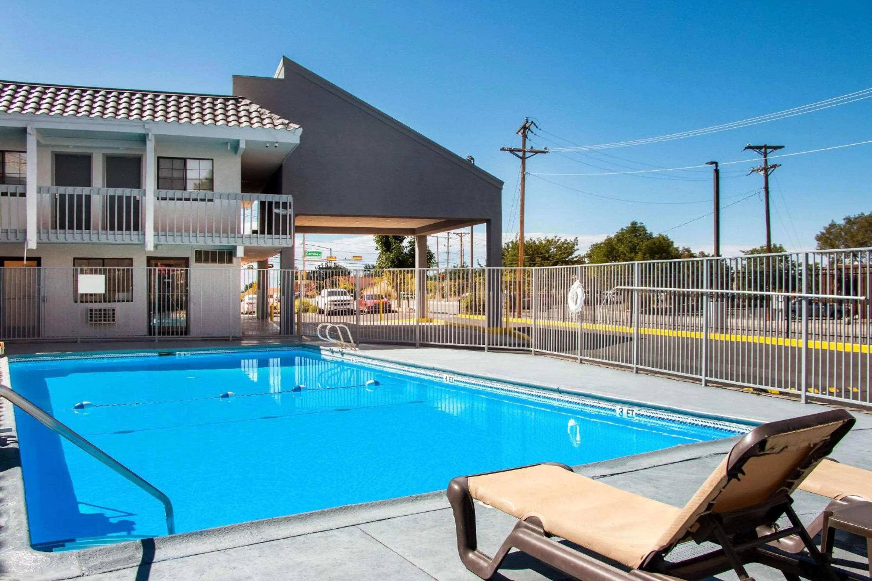Swimming pool in Quality Inn Santa Fe New Mexico