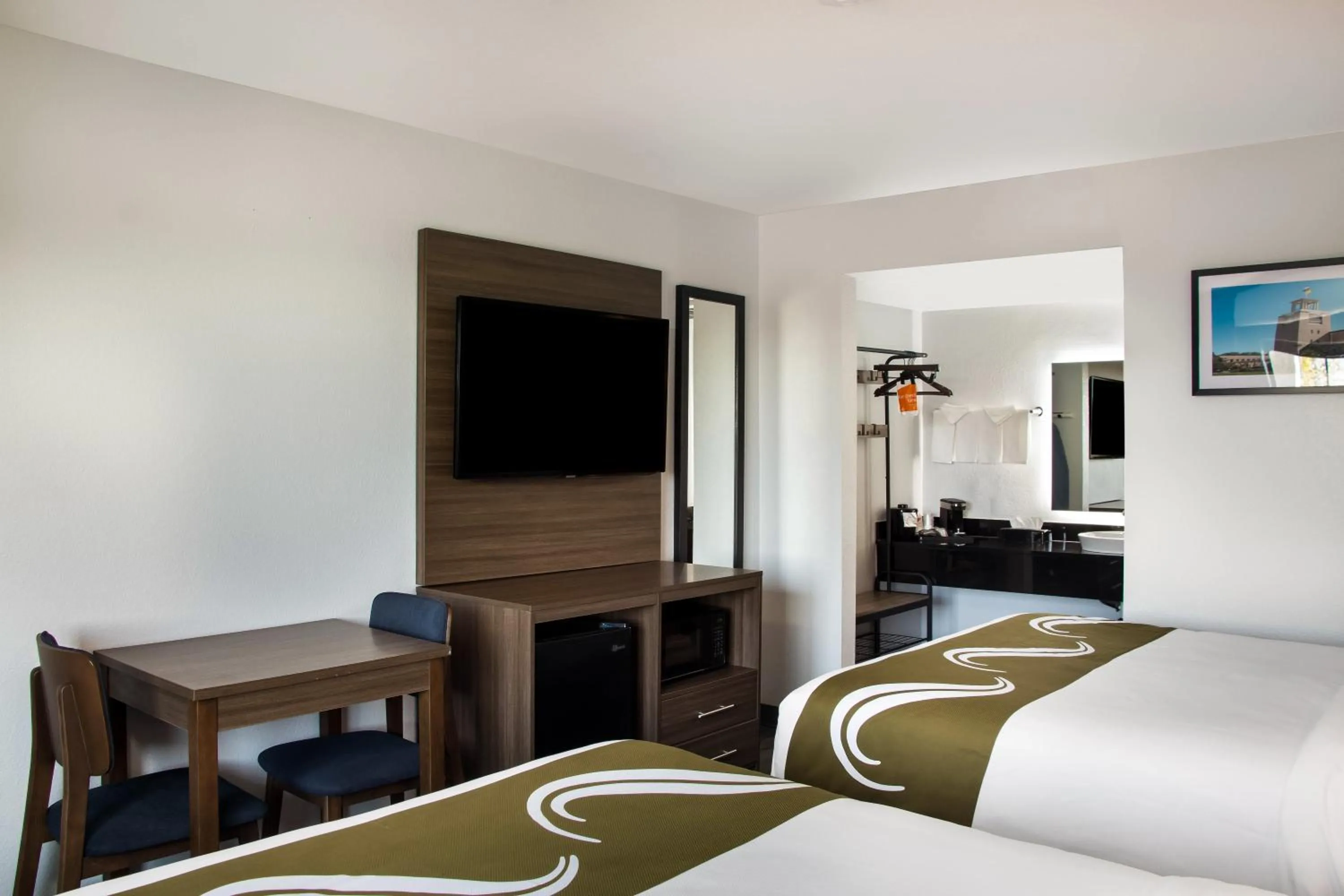 Bedroom, Bed in Quality Inn Santa Fe New Mexico